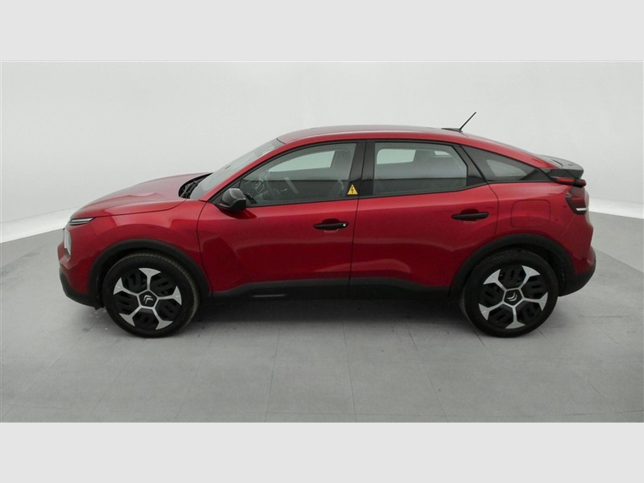 Citroen C4 1.2 MHEV You e-DCS6 *CARPLAY/CAMERA/PDC* (2025) - Photo 3