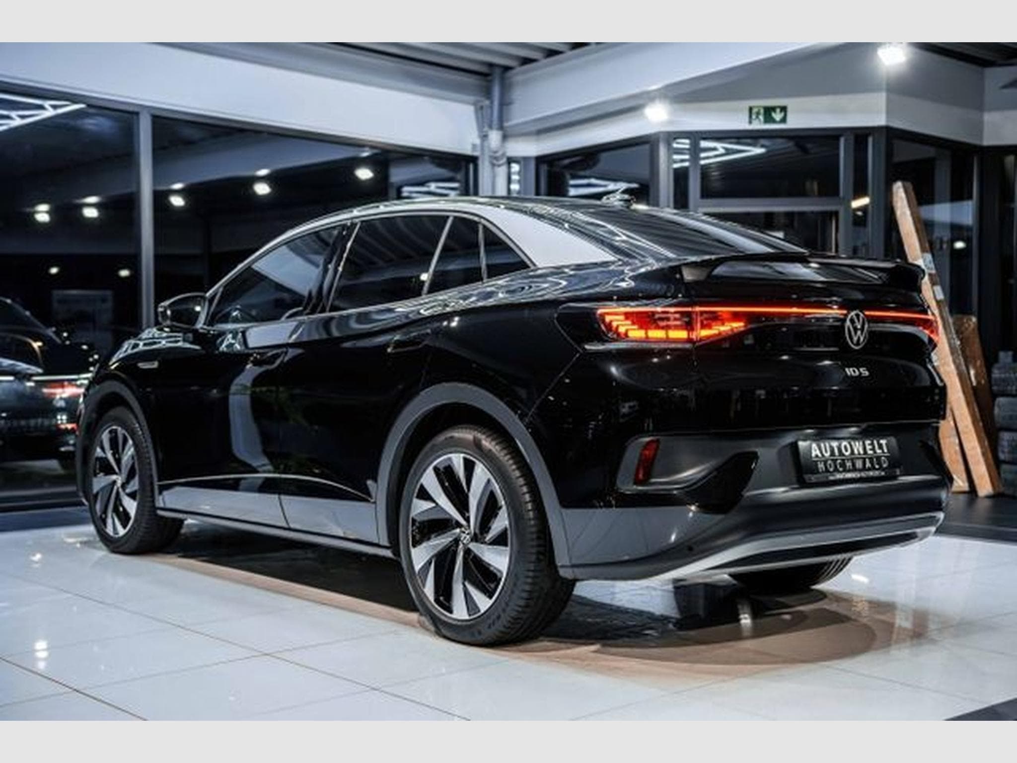 VW ID.5 ID.5 Pro 82kWh NAVI AHK MATRIX DESIGN/INFO PAKET (2023) - Foto 8