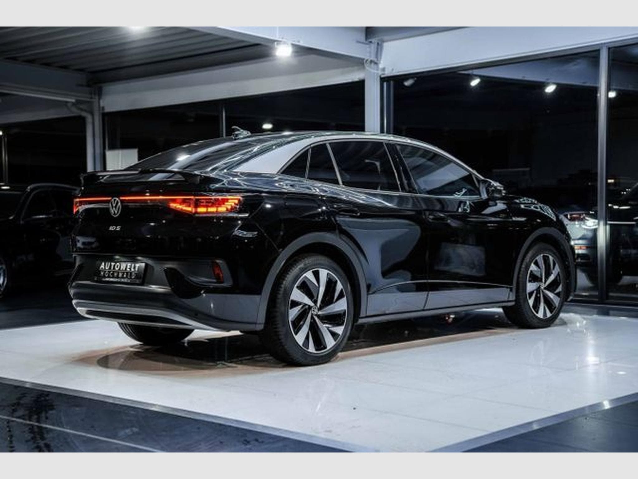 VW ID.5 ID.5 Pro 82kWh NAVI AHK MATRIX DESIGN/INFO PAKET (2023) - Foto 6
