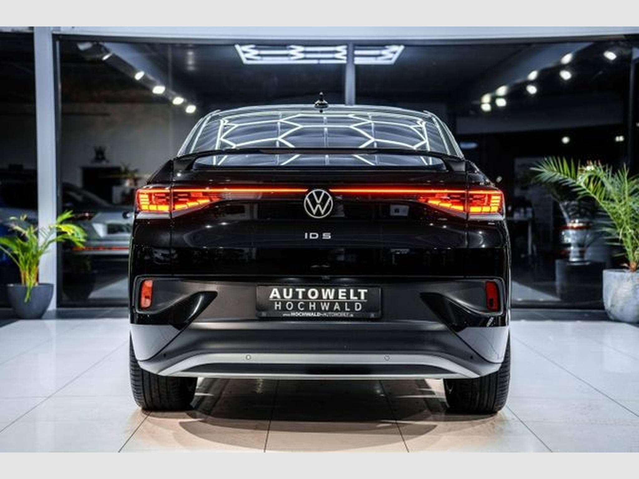 VW ID.5 ID.5 Pro 82kWh NAVI AHK MATRIX DESIGN/INFO PAKET (2023) - Foto 7