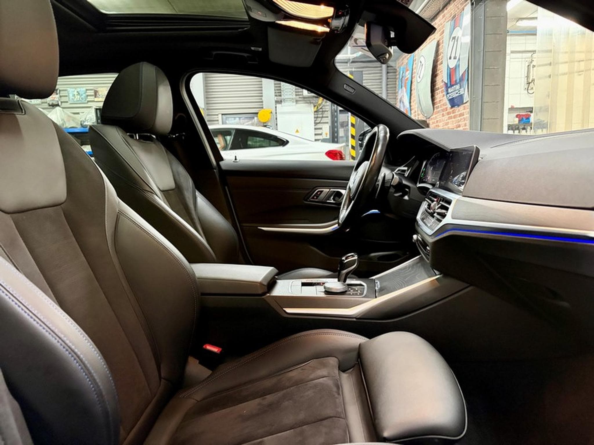 BMW 320 320dA Limousine 2.0 190cv Auto xDrive M-SPORT (2022) - Photo 8