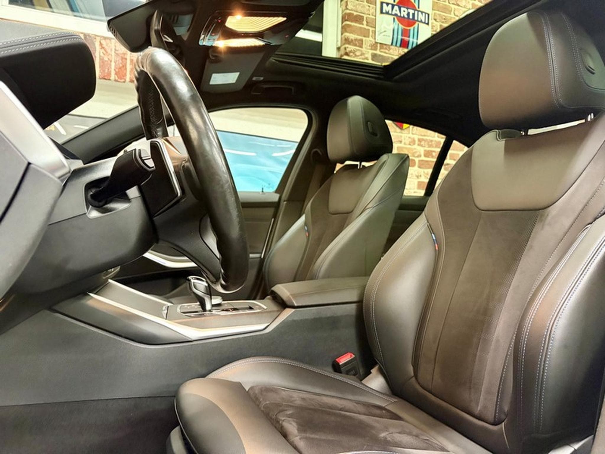 BMW 320 320dA Limousine 2.0 190cv Auto xDrive M-SPORT (2022) - Photo 5