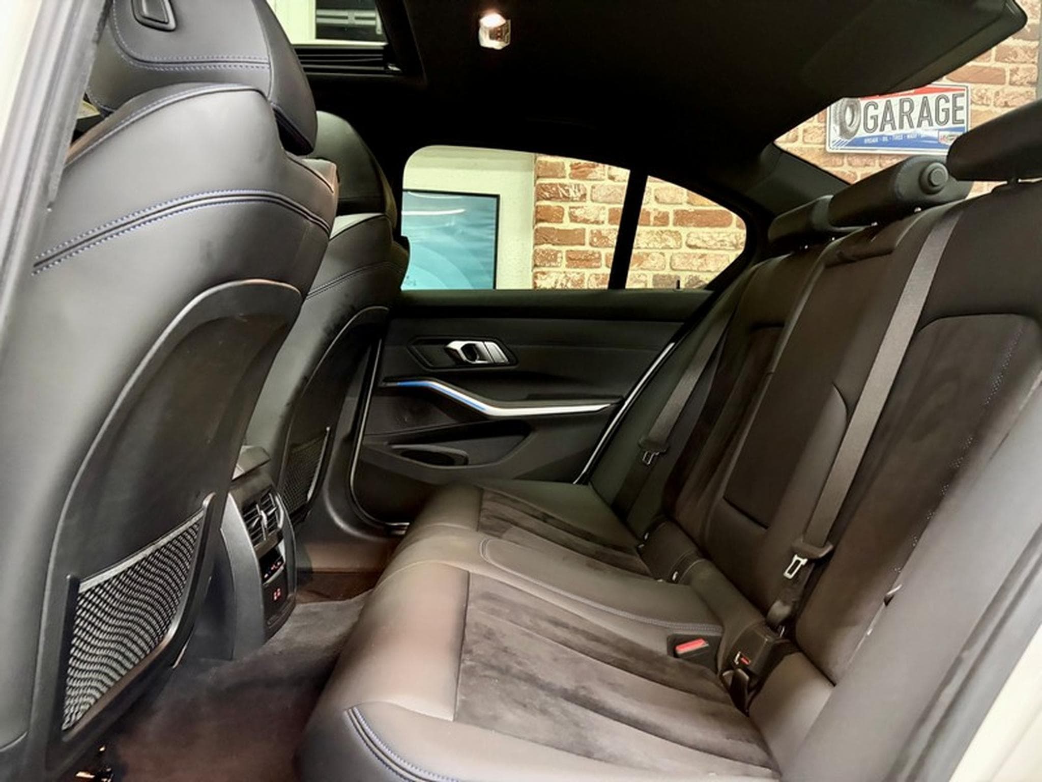 BMW 320 320dA Limousine 2.0 190cv Auto xDrive M-SPORT (2022) - Photo 6