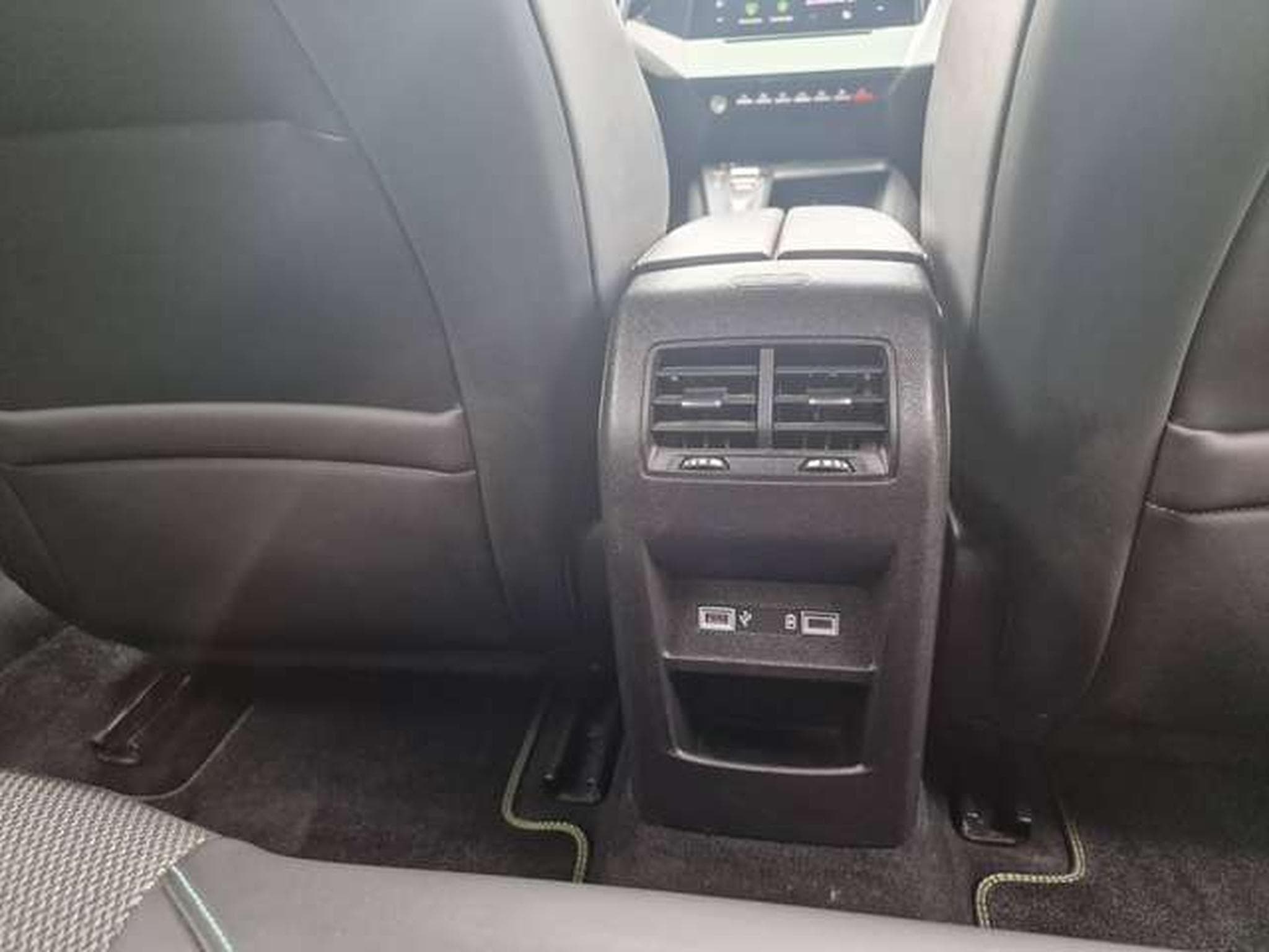 Peugeot 308 Allure Pack (2022) - Foto 12