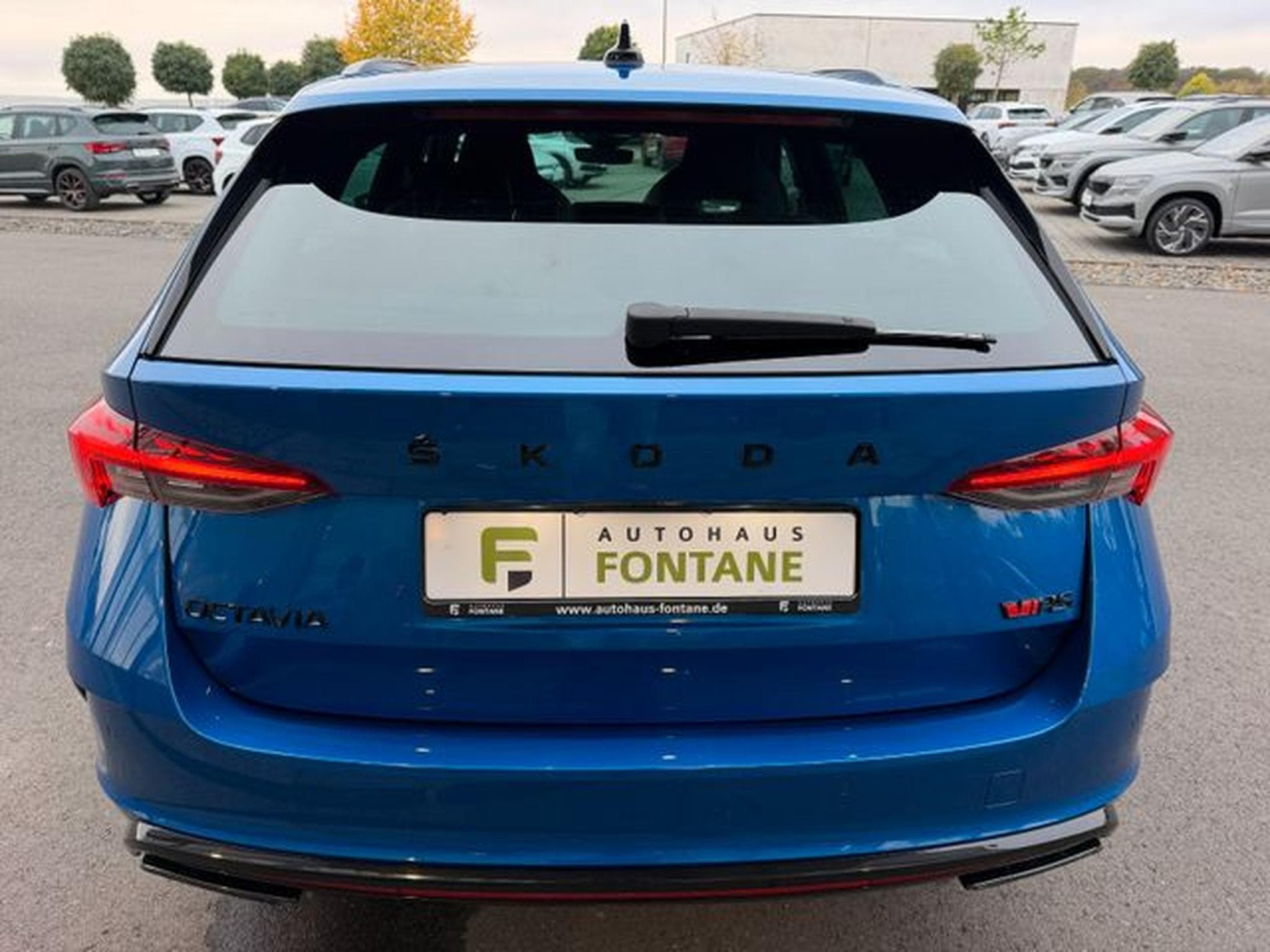 Skoda Octavia Octavia 2,0TDi Kombi RS 4x4 Pano AHK Standhz DC (2022) - Foto 7
