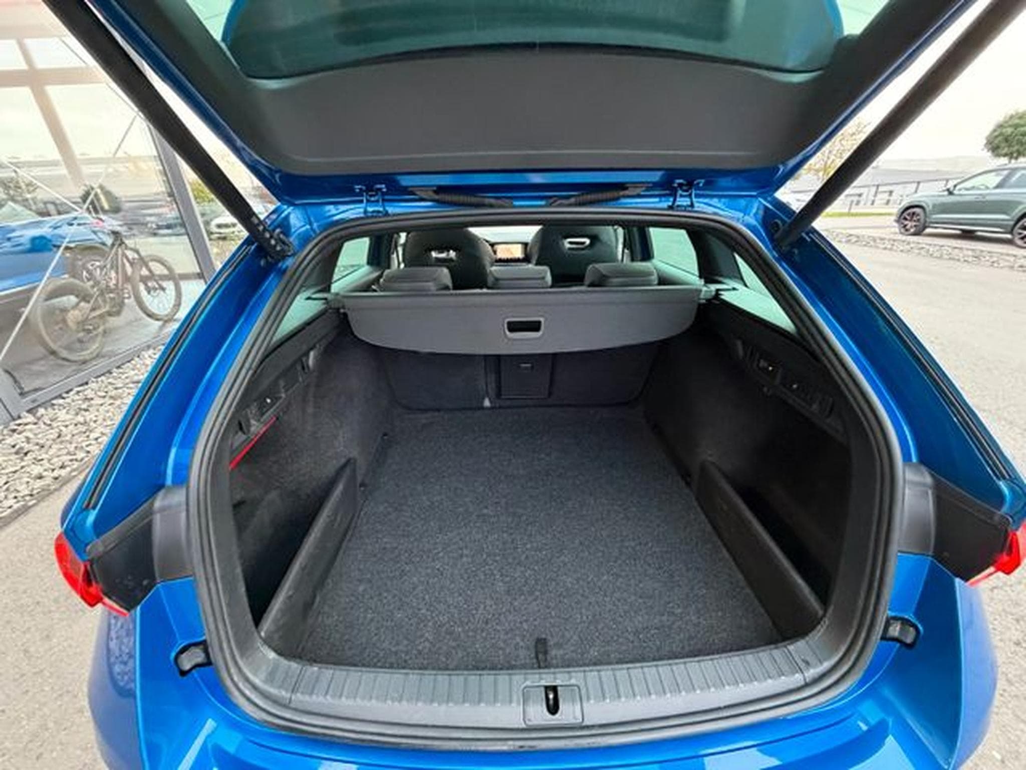 Skoda Octavia Octavia 2,0TDi Kombi RS 4x4 Pano AHK Standhz DC (2022) - Foto 15