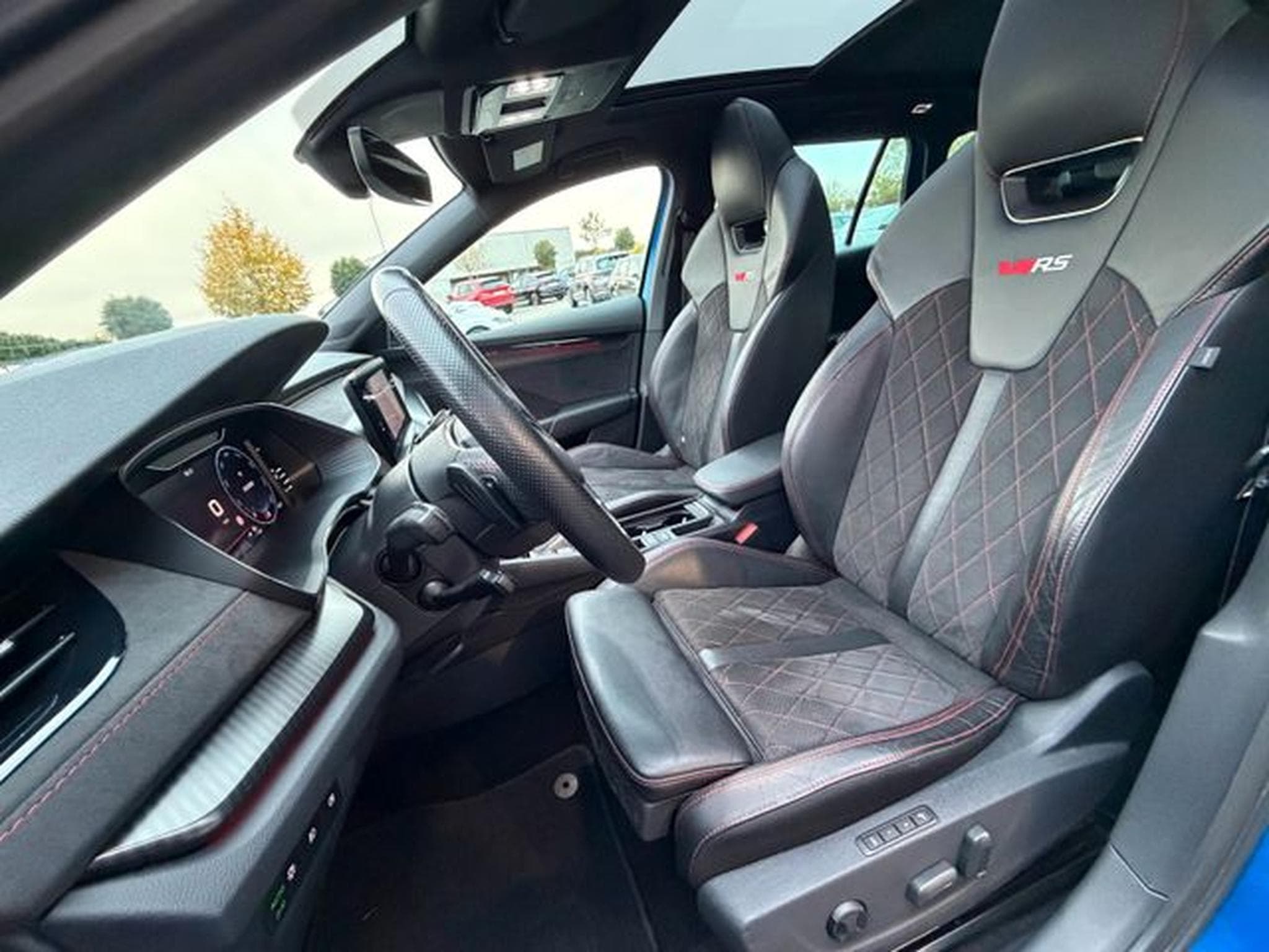 Skoda Octavia Octavia 2,0TDi Kombi RS 4x4 Pano AHK Standhz DC (2022) - Foto 10