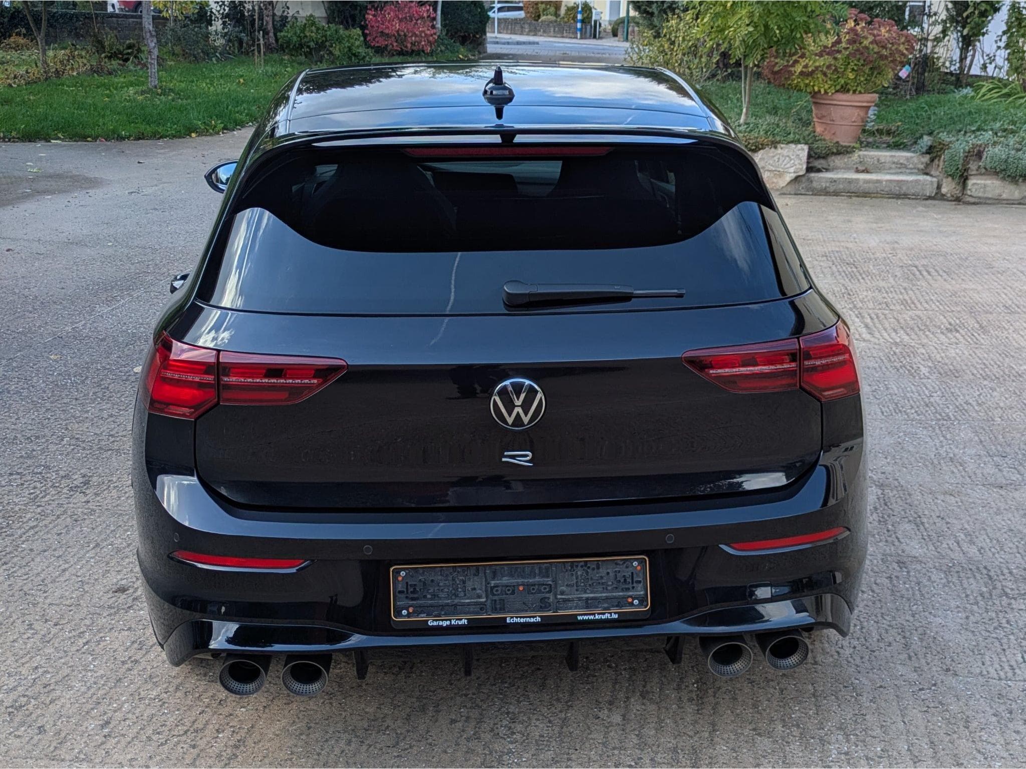 VW Golf VIII R 4Motion DSG (2022) - Photo 6