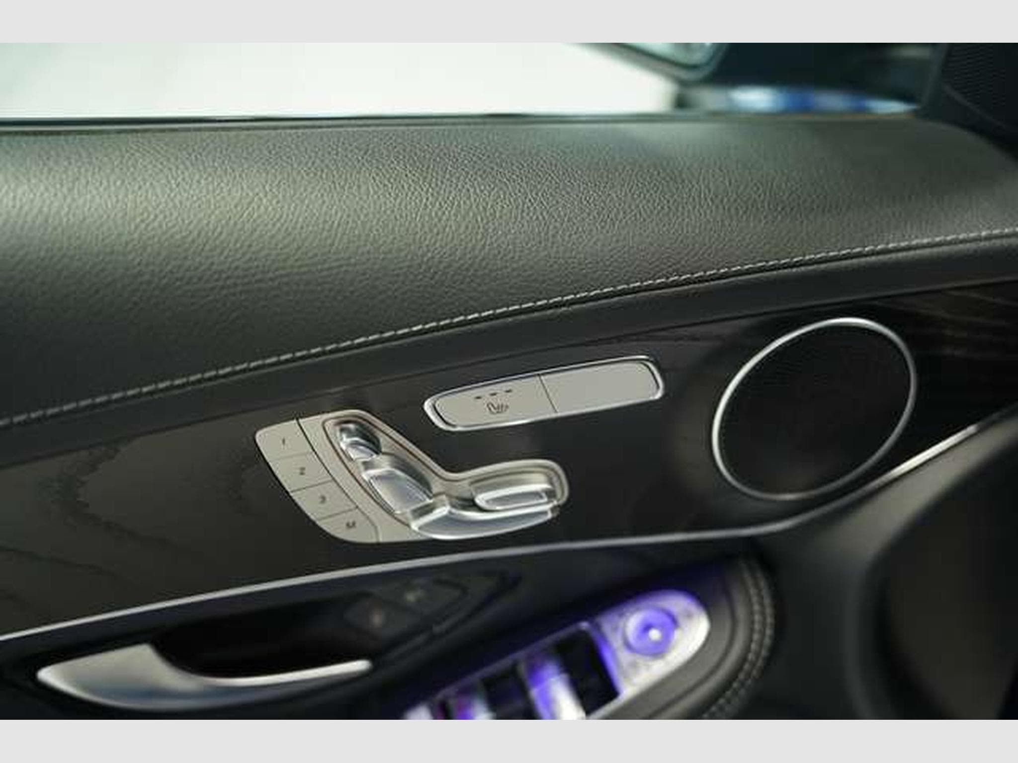 Mercedes GLC 63 AMG S 4Matic 1H *Perf-AGA*Night*AHK*Nappa (2021) - Photo 31