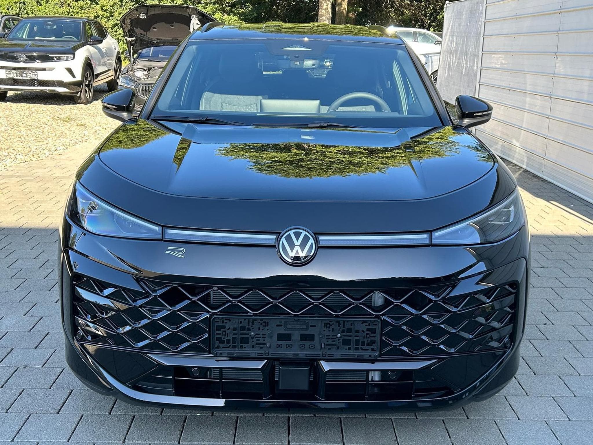VW T-Roc R-Line (2026) - Photo 2