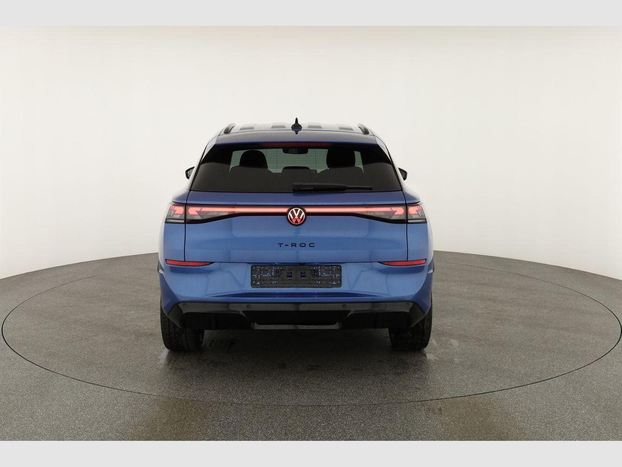 VW T-Roc 1.5 eTSI 110 kW R-Line (2026) - Photo 17