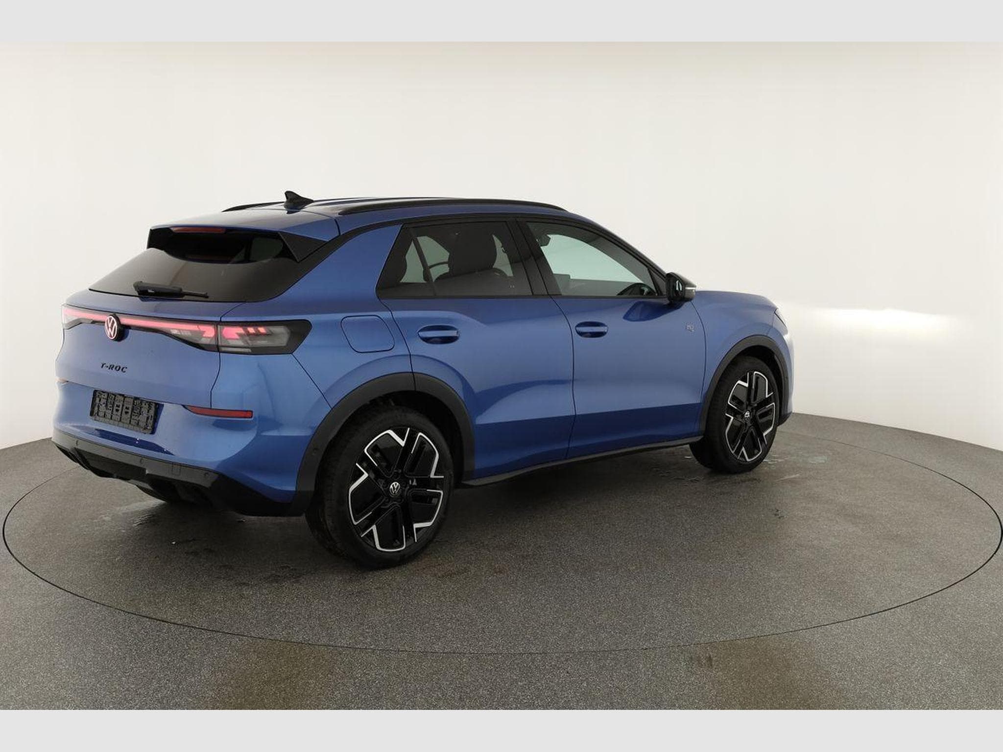 VW T-Roc 1.5 eTSI 110 kW R-Line (2026) - Photo 20
