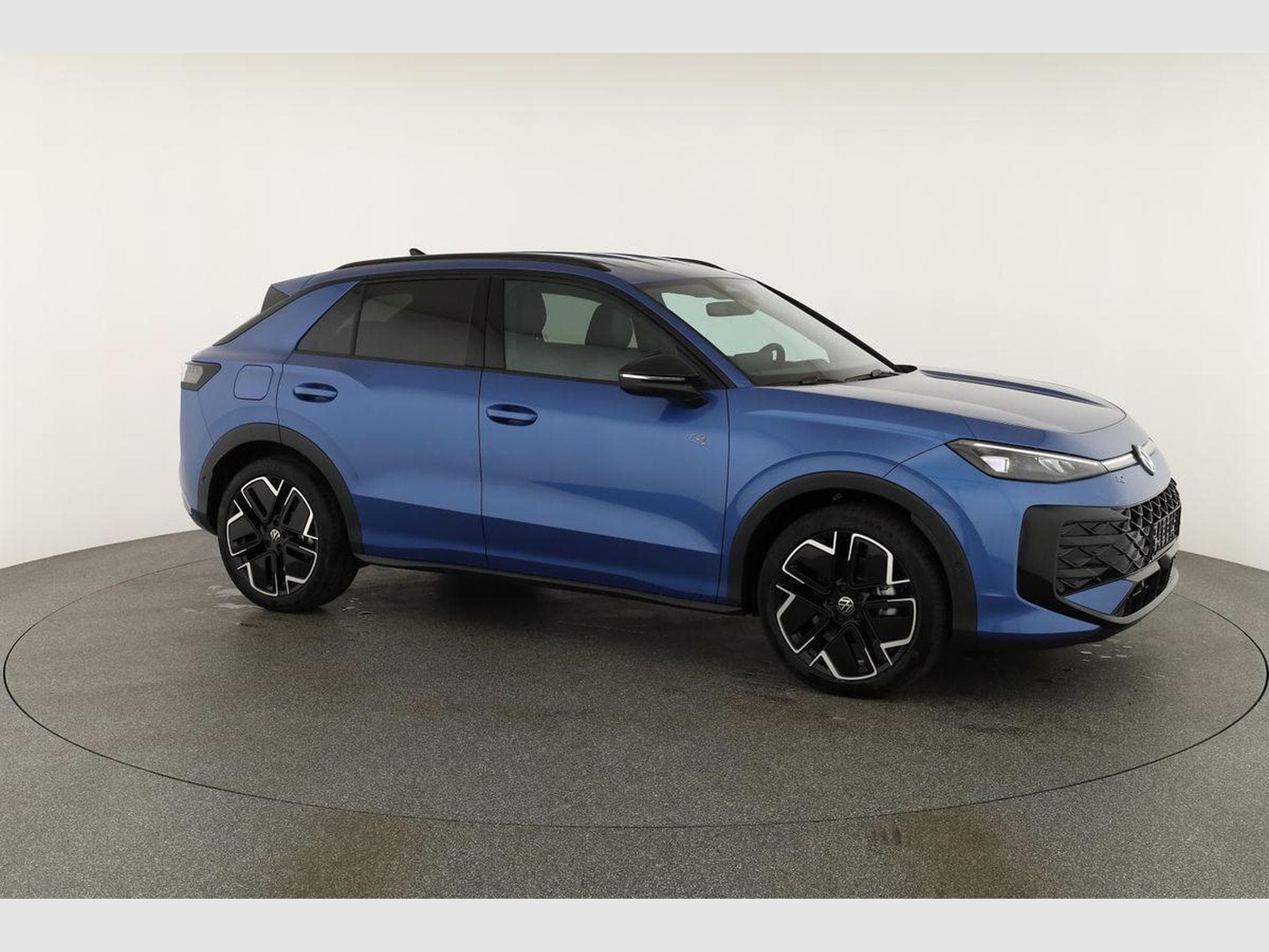 VW T-Roc 1.5 eTSI 110 kW R-Line (2026) - Photo 25