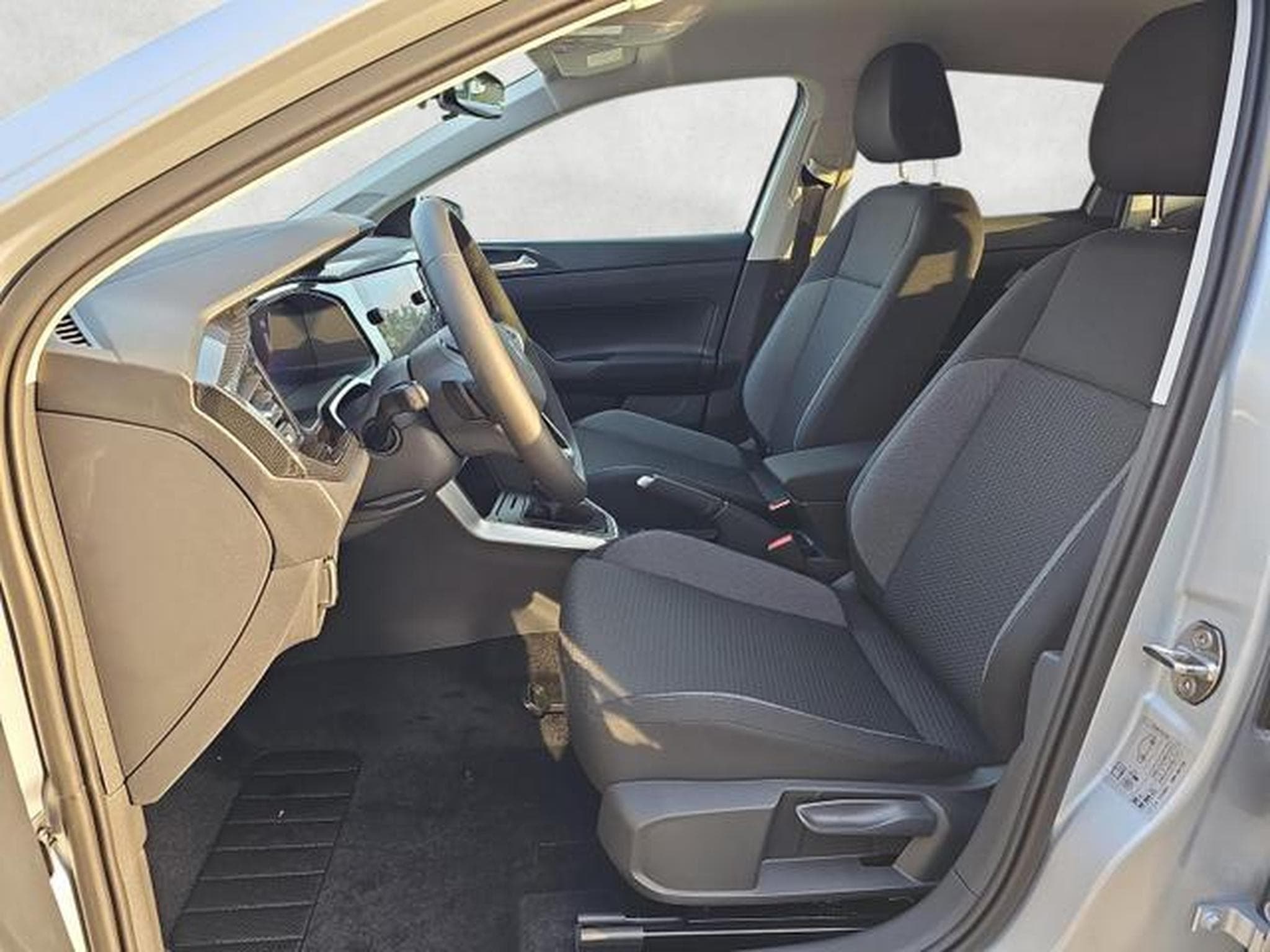 VW Polo LIFE (2026) - Photo 9