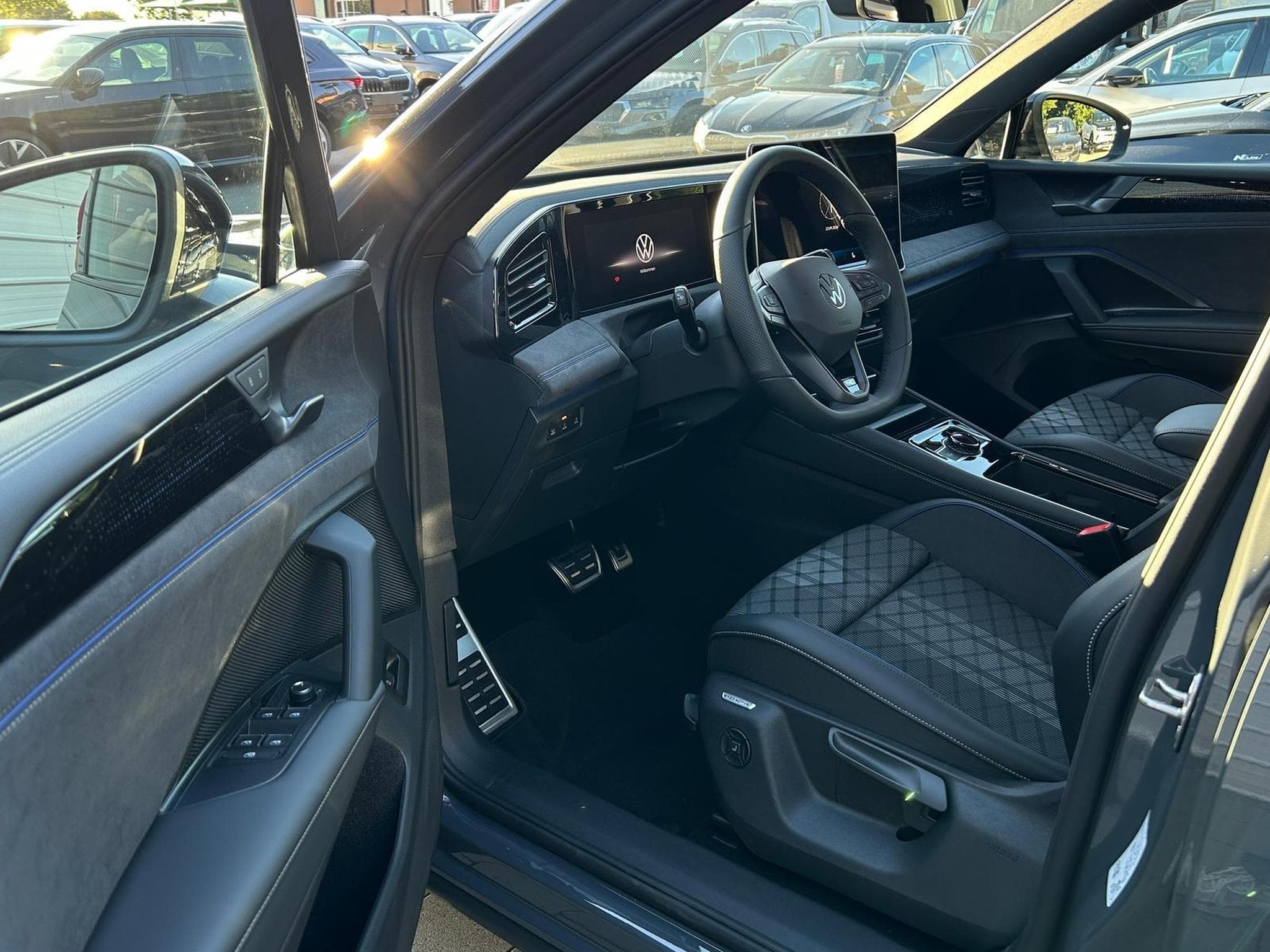 VW Tiguan R-Line (2026) - Photo 6
