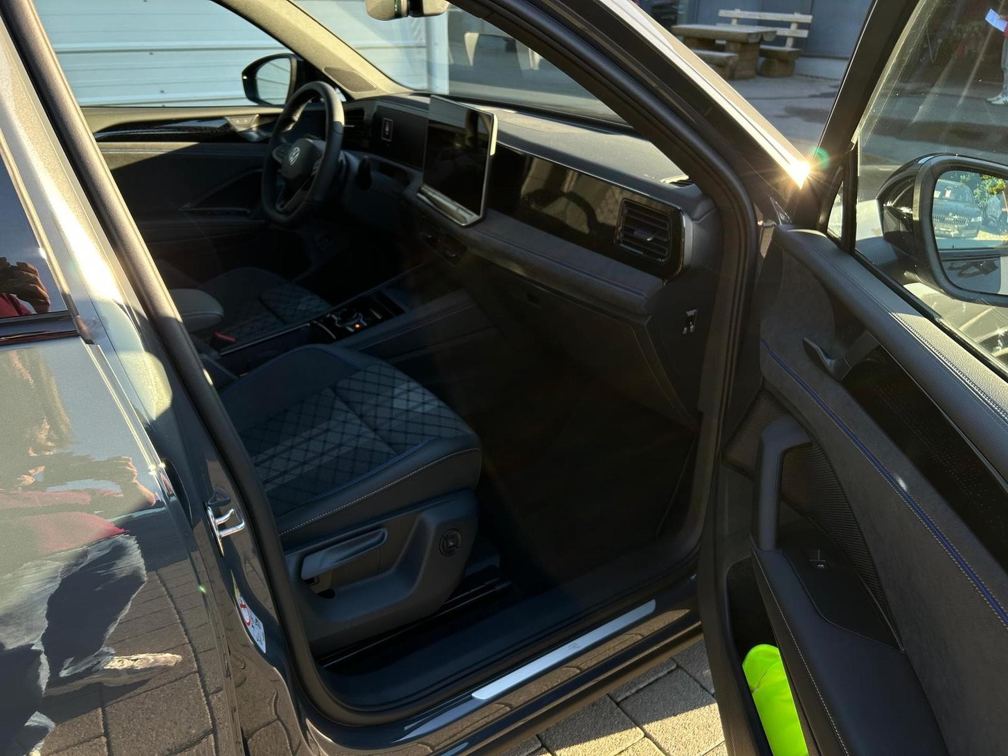 VW Tiguan R-Line (2026) - Photo 11
