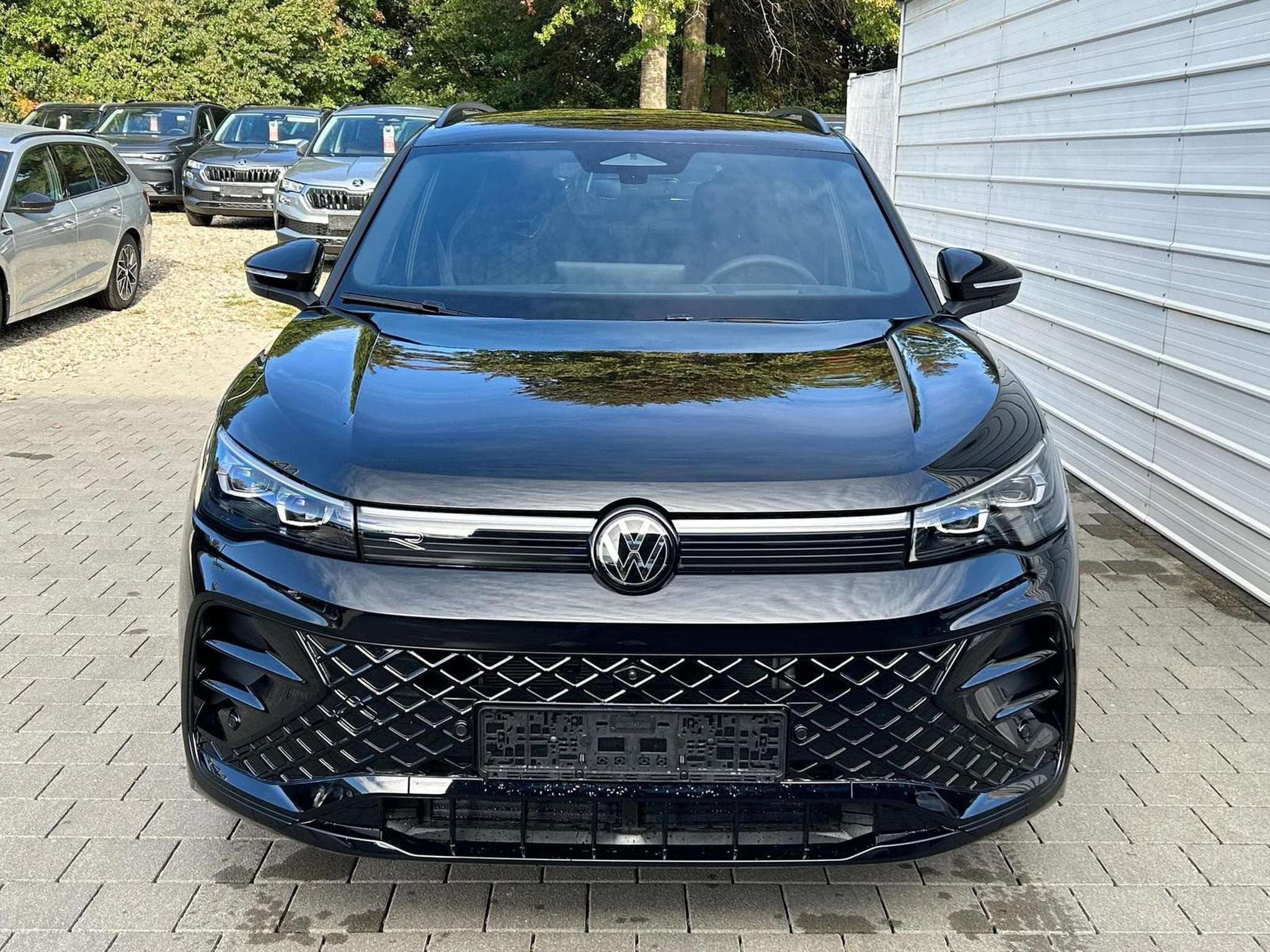 VW Tiguan R-Line (2026) - Photo 2