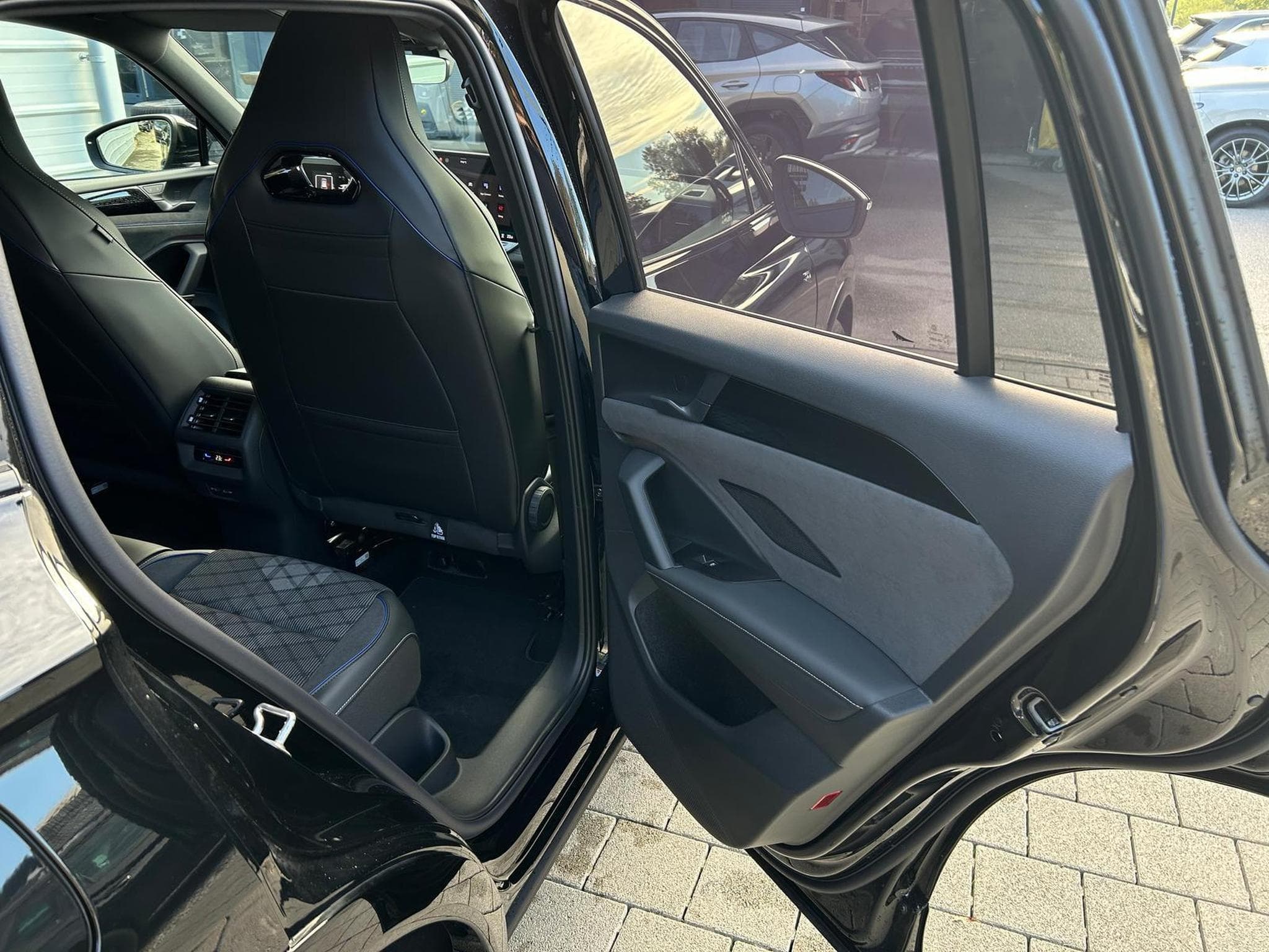 VW Tiguan R-Line (2026) - Photo 13