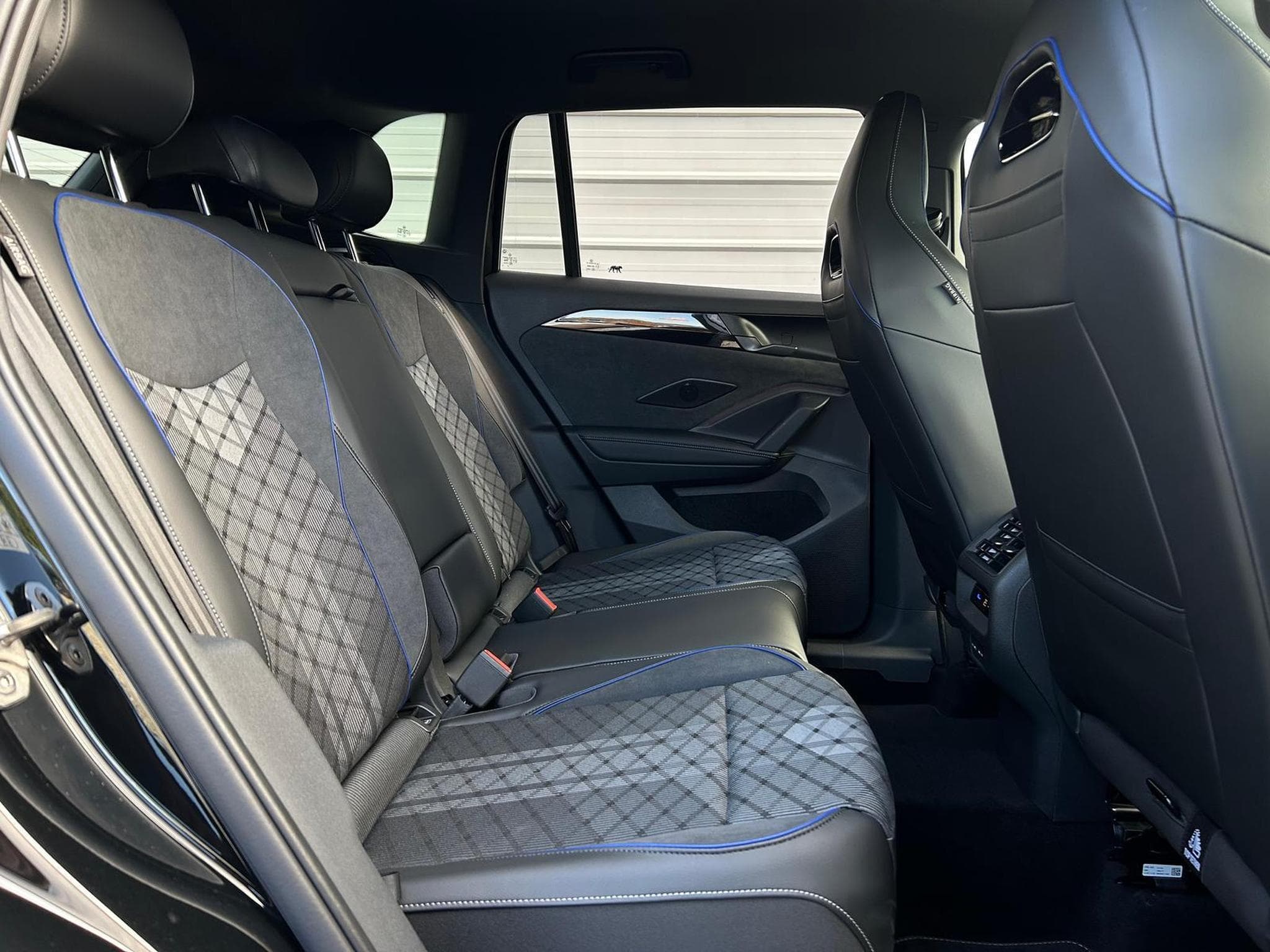 VW Tiguan R-Line (2026) - Photo 14