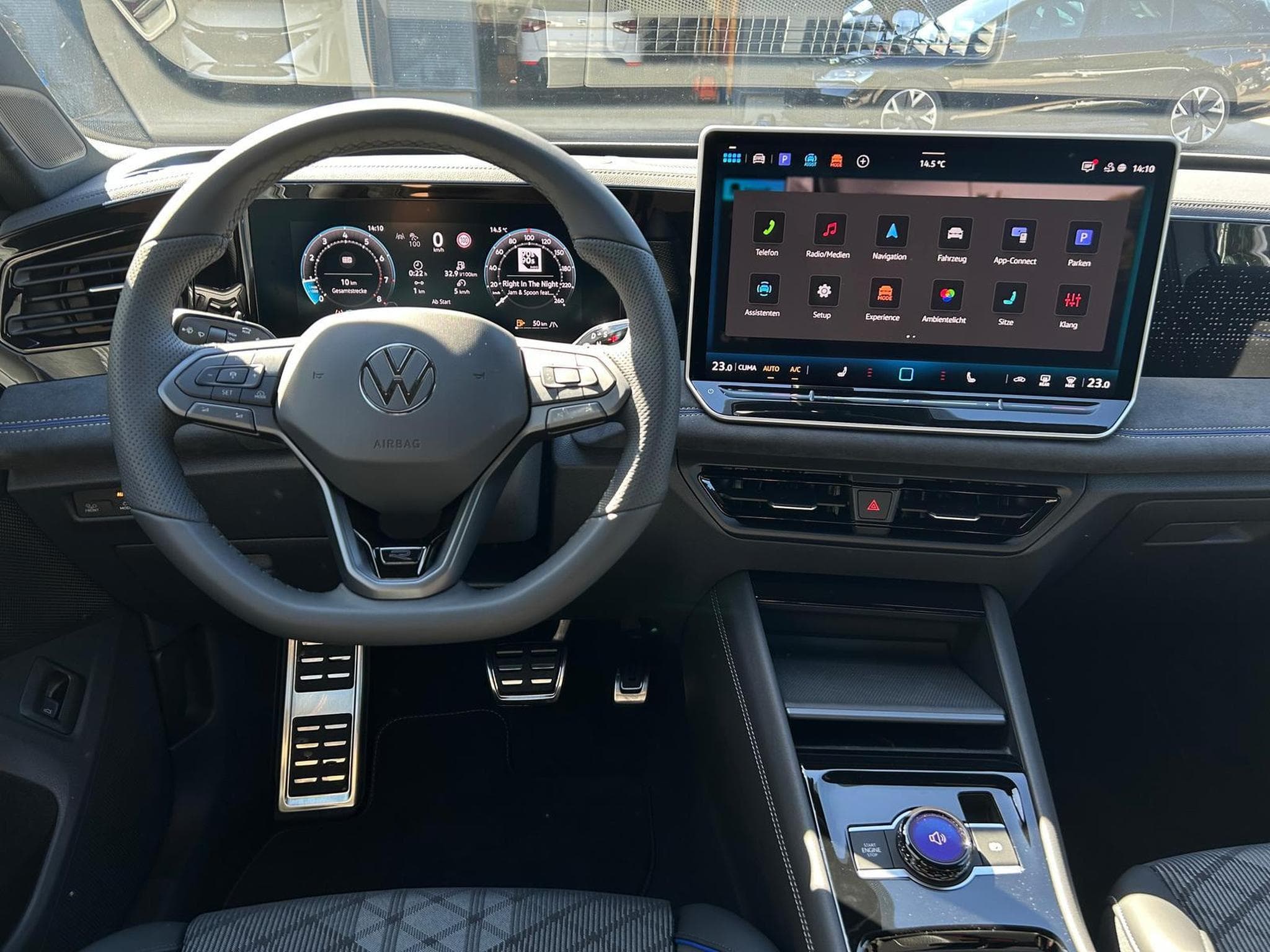 VW Tiguan R-Line (2026) - Photo 8