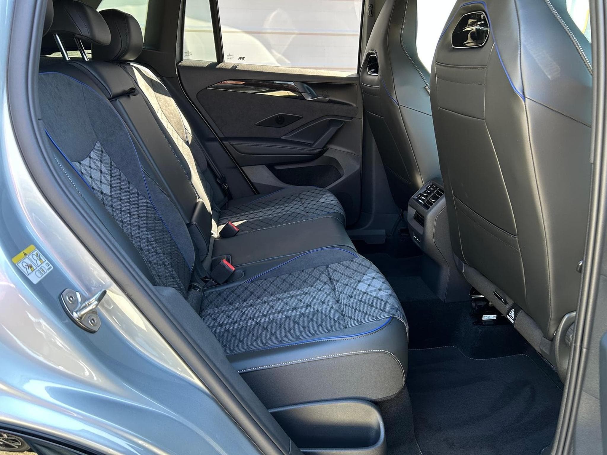 VW Tiguan R-Line (2026) - Photo 13