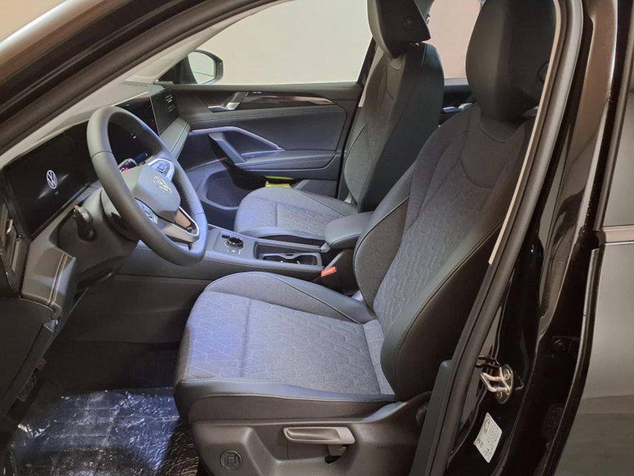 VW Tiguan Life Plus 2.0 TDI 7-Gang-DSG (2026) - Photo 9