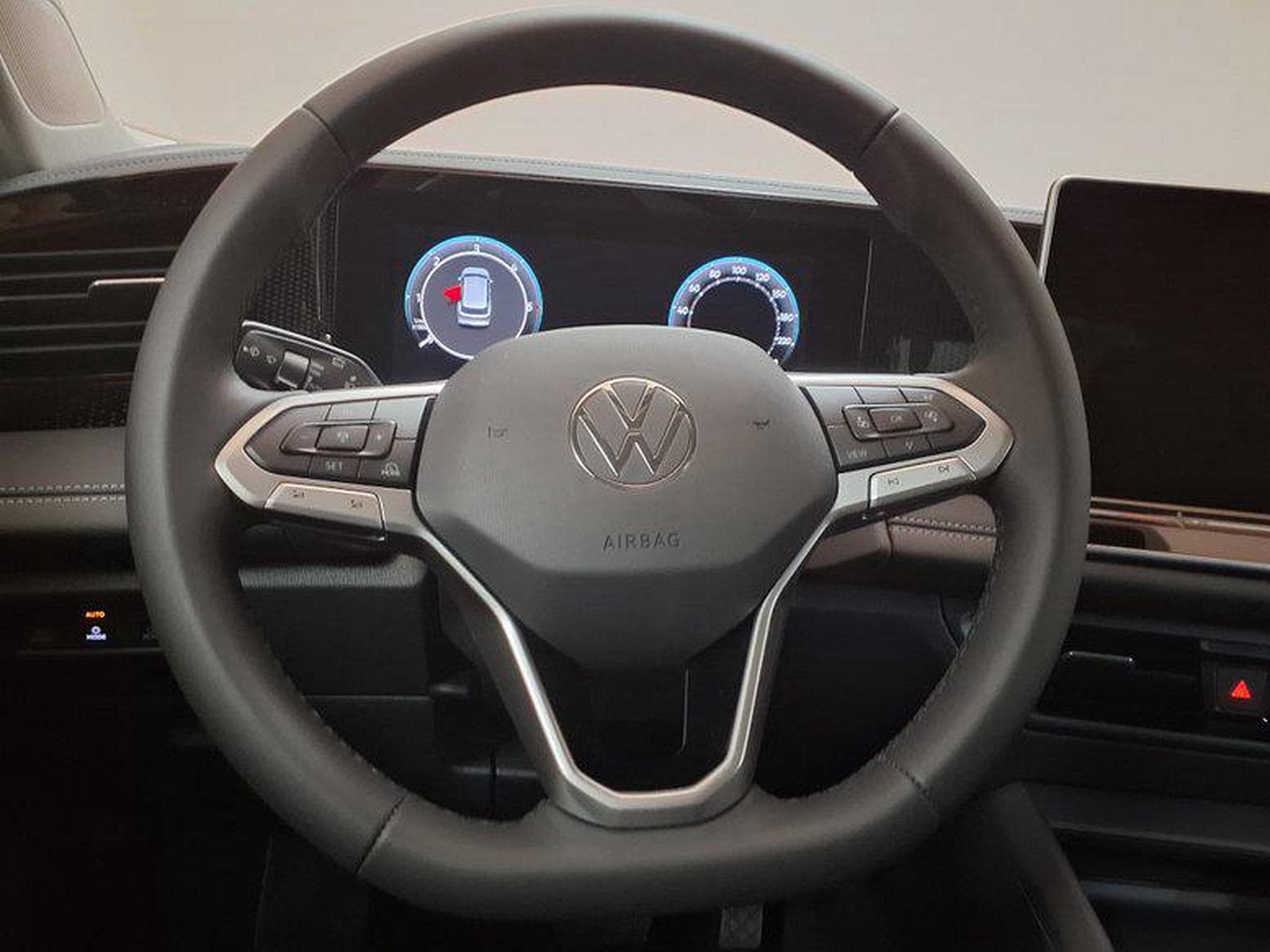 VW Tiguan Life Plus 2.0 TDI 7-Gang-DSG (2026) - Photo 12