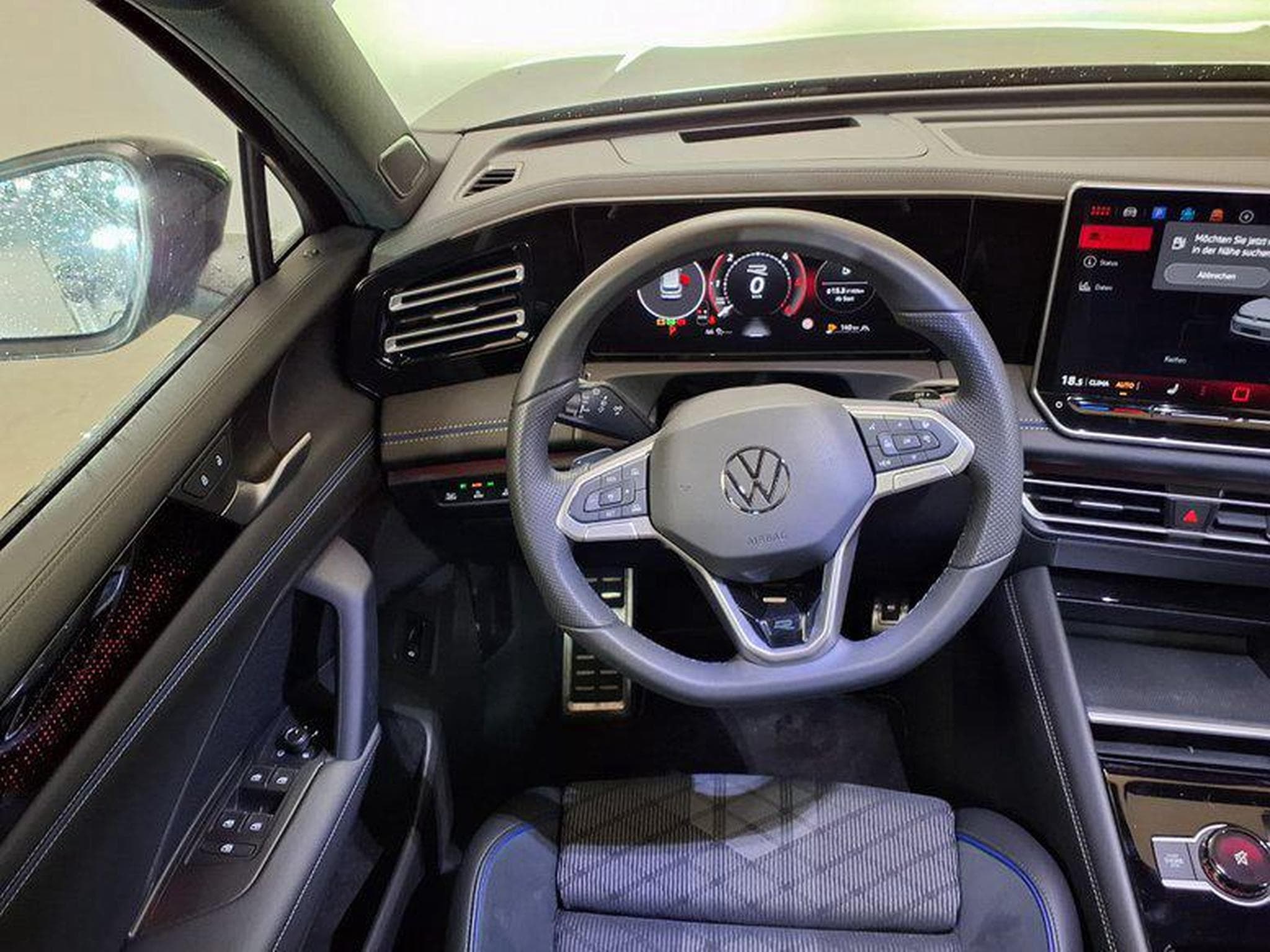 VW Tiguan R-Line 2.0 TDI 7-Gang-DSG 4MOTION (2025) - Foto 12