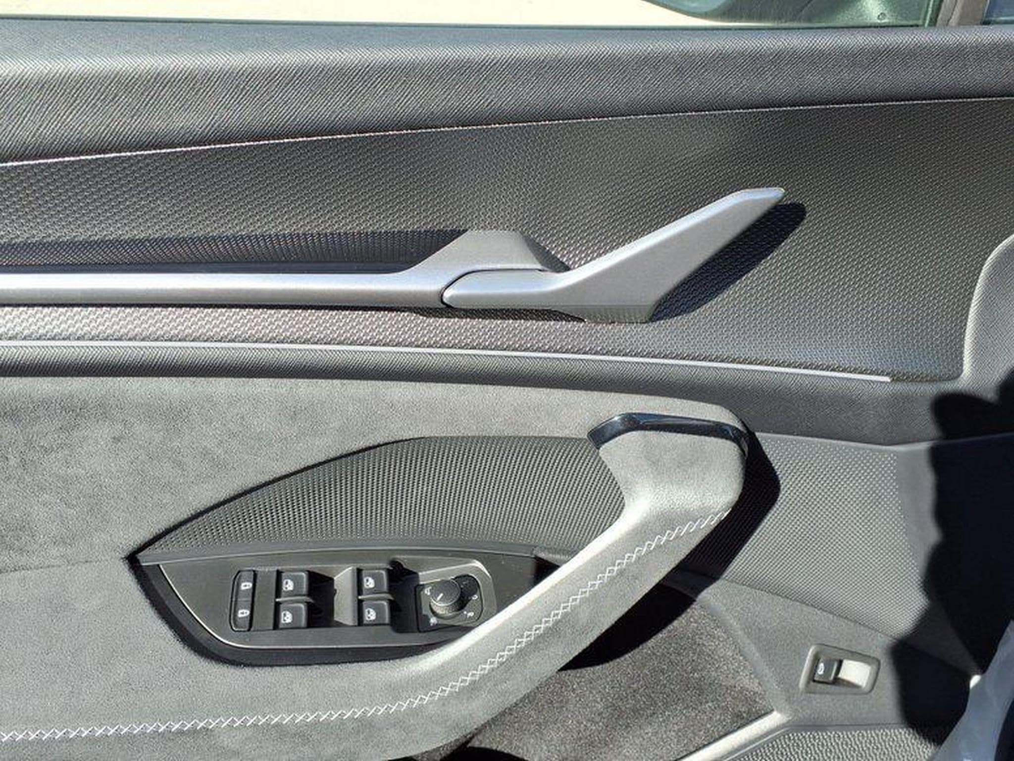 Skoda Kodiaq Sportline 1.5 TSI 7-Gang-DSG (2026) - Foto 5