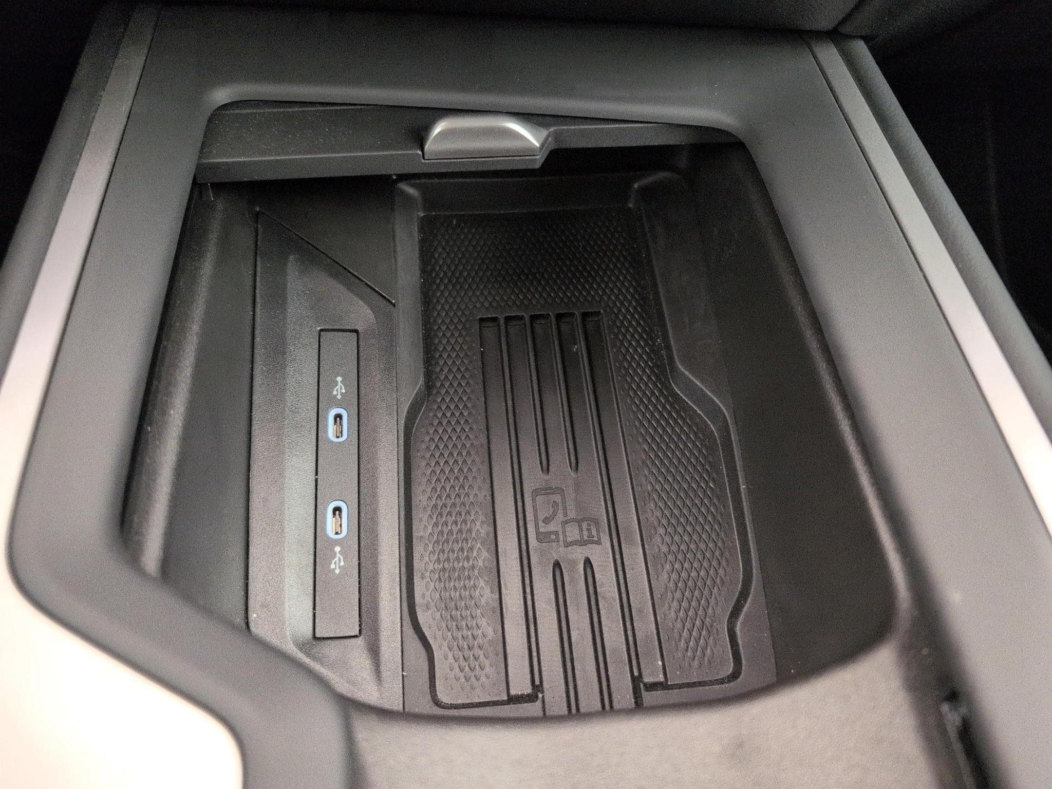 VW Passat Life Plus (2026) - Foto 24