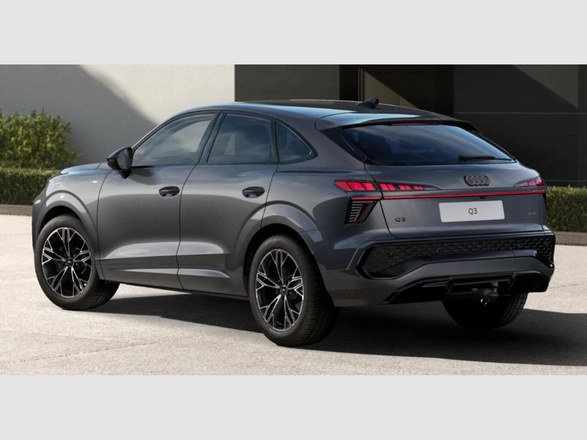 Audi Q3 Sportback quatt 2xS (2026) - Photo 3