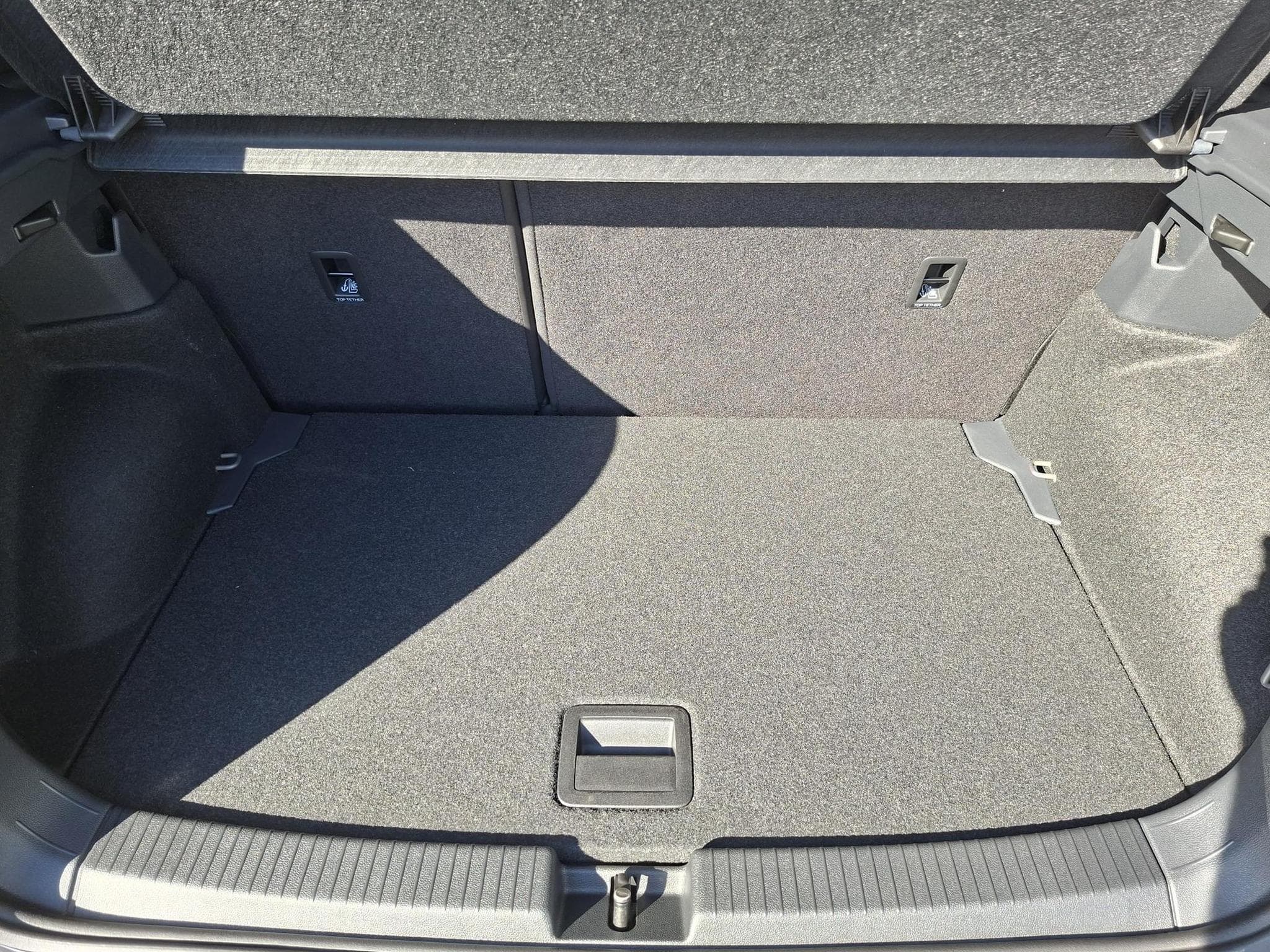 VW T-Cross R-Line Limited (2026) - Photo 12