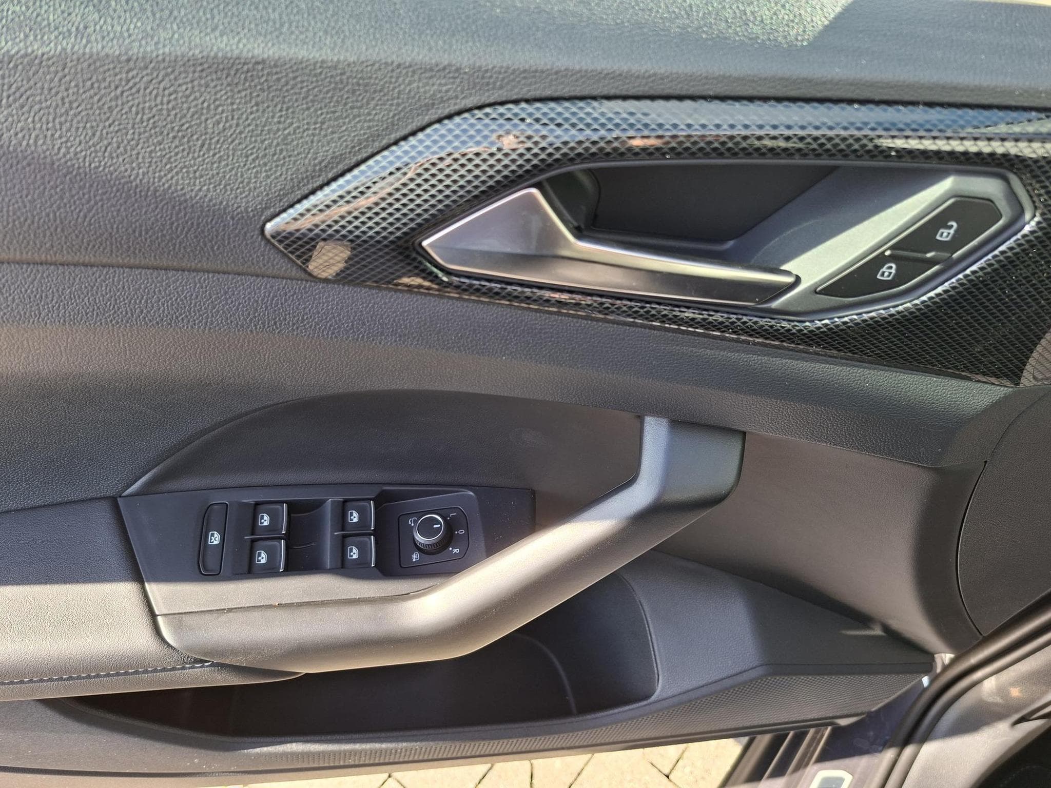 VW T-Cross R-Line Limited (2026) - Photo 19