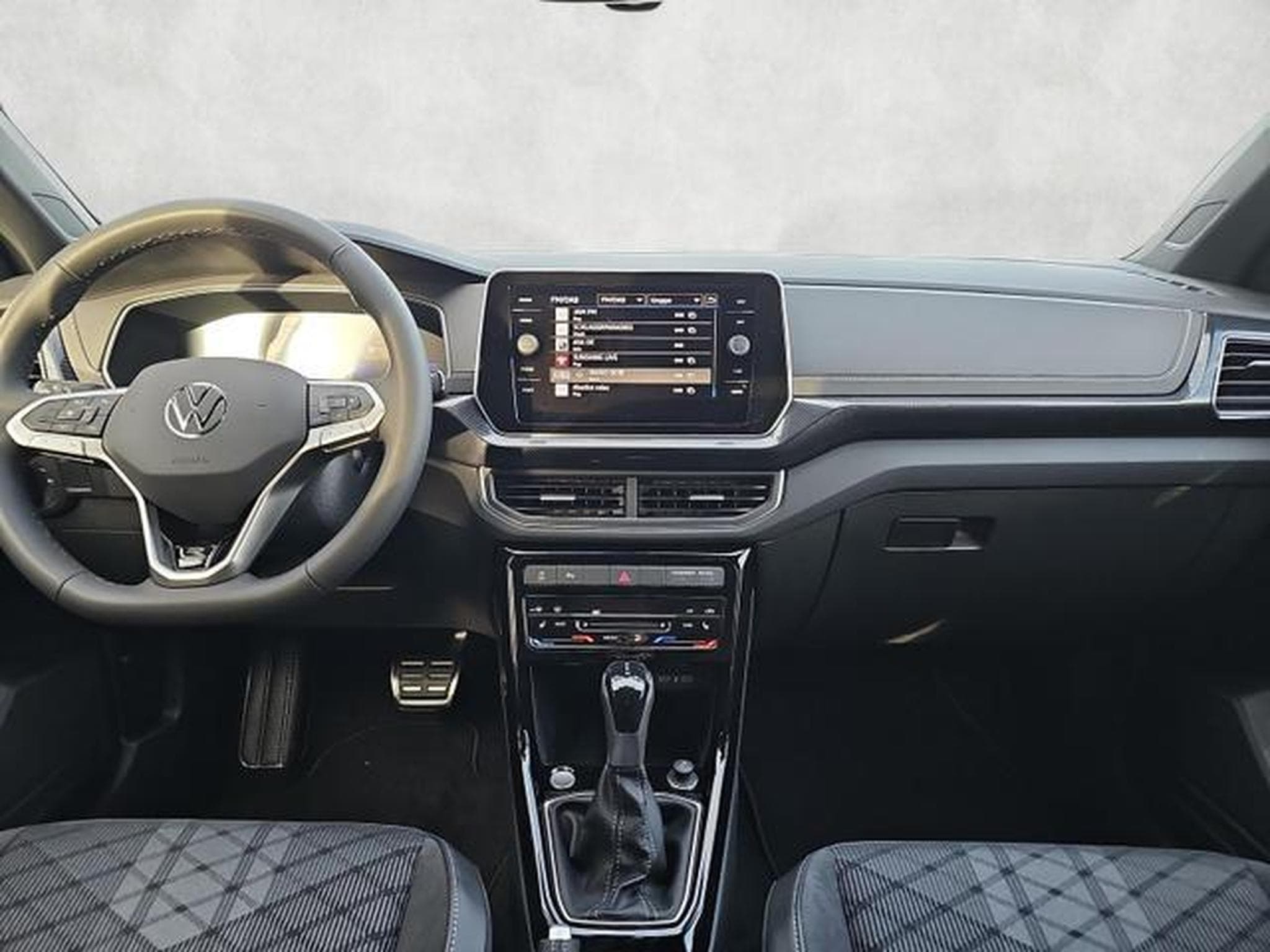 VW T-Cross 1.0 TSI 85 kW R-Line (2026) - Photo 11