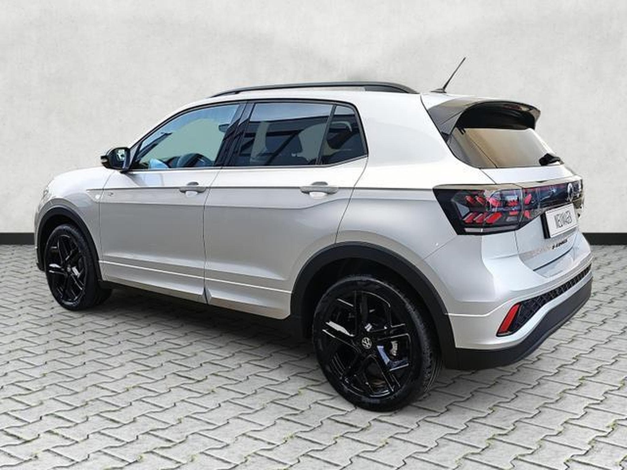 VW T-Cross 1.0 TSI 85 kW R-Line (2026) - Photo 5
