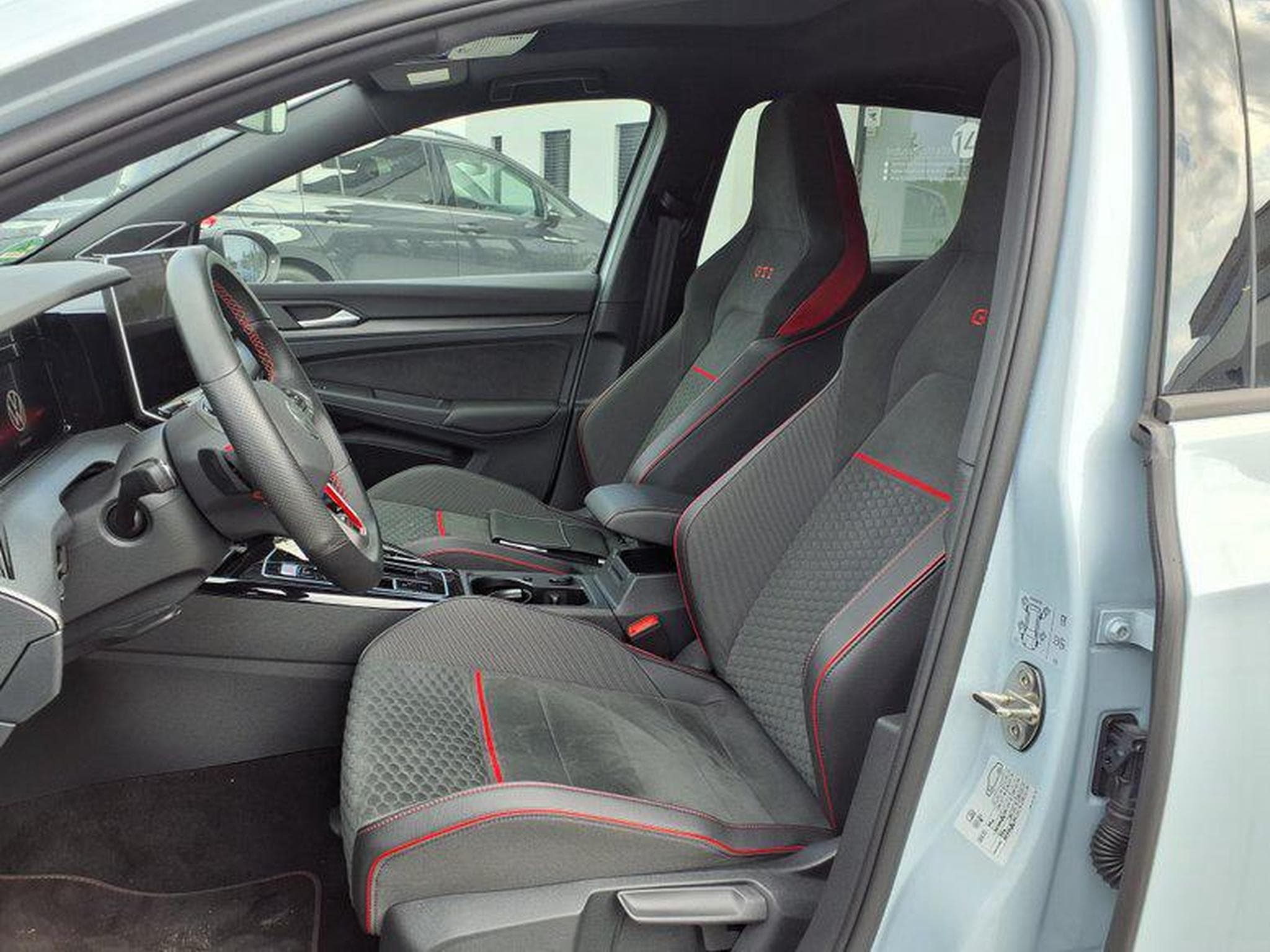 VW Golf Clubsport 2.0 TSI 7-Gang-DSG (2025) - Photo 7
