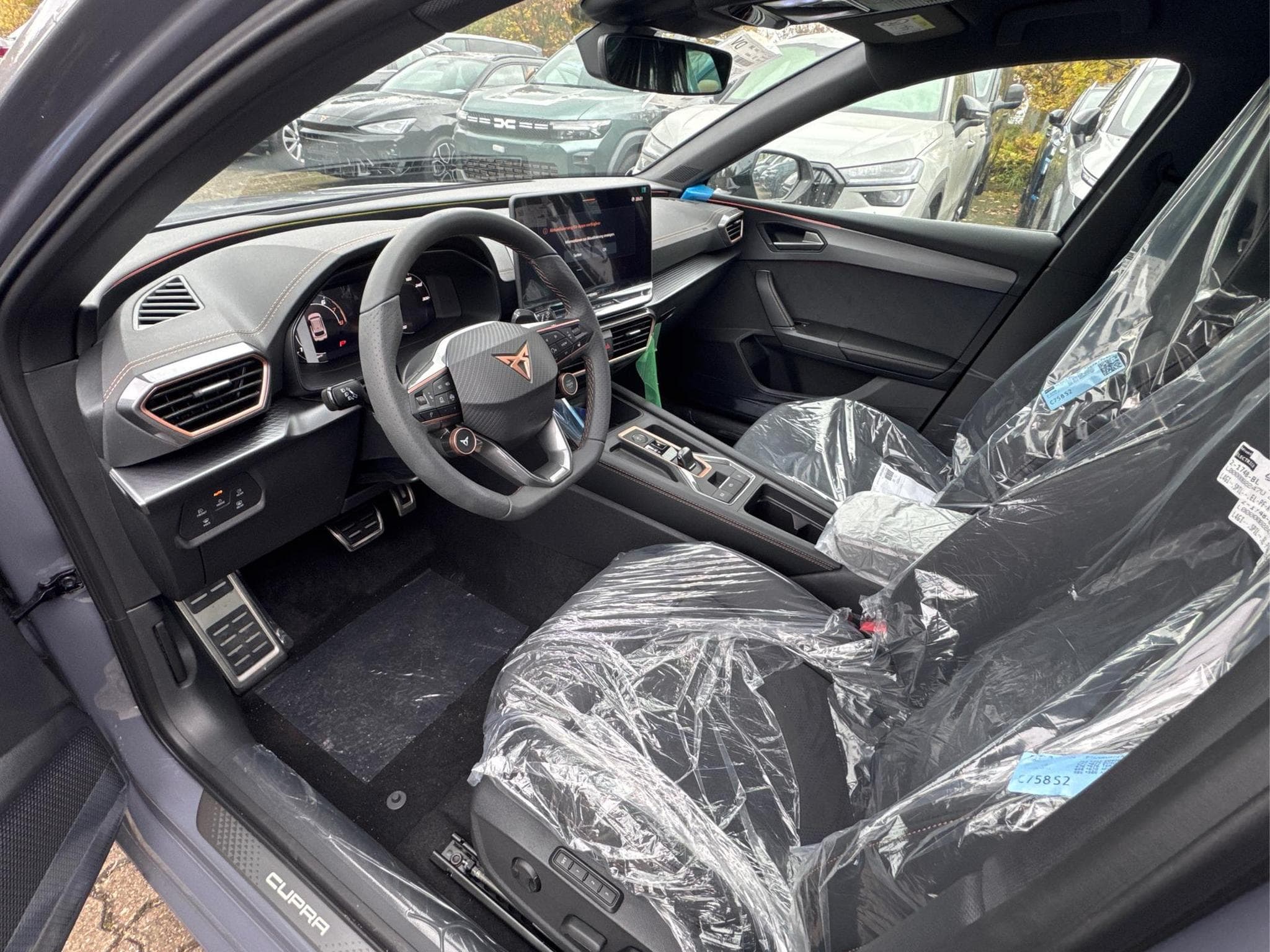 Cupra Leon VZ (2026) - Photo 13