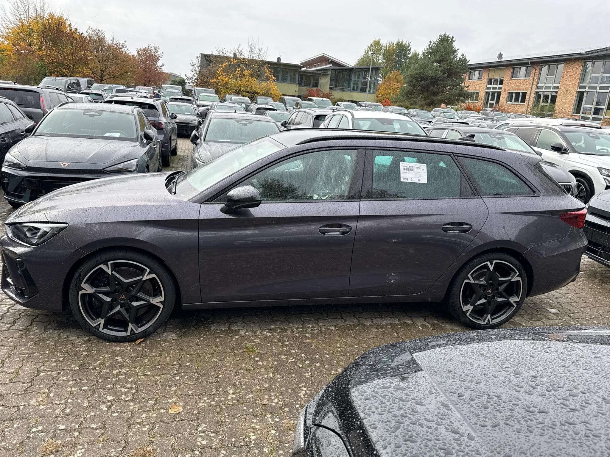 Cupra Leon VZ (2026) - Photo 2