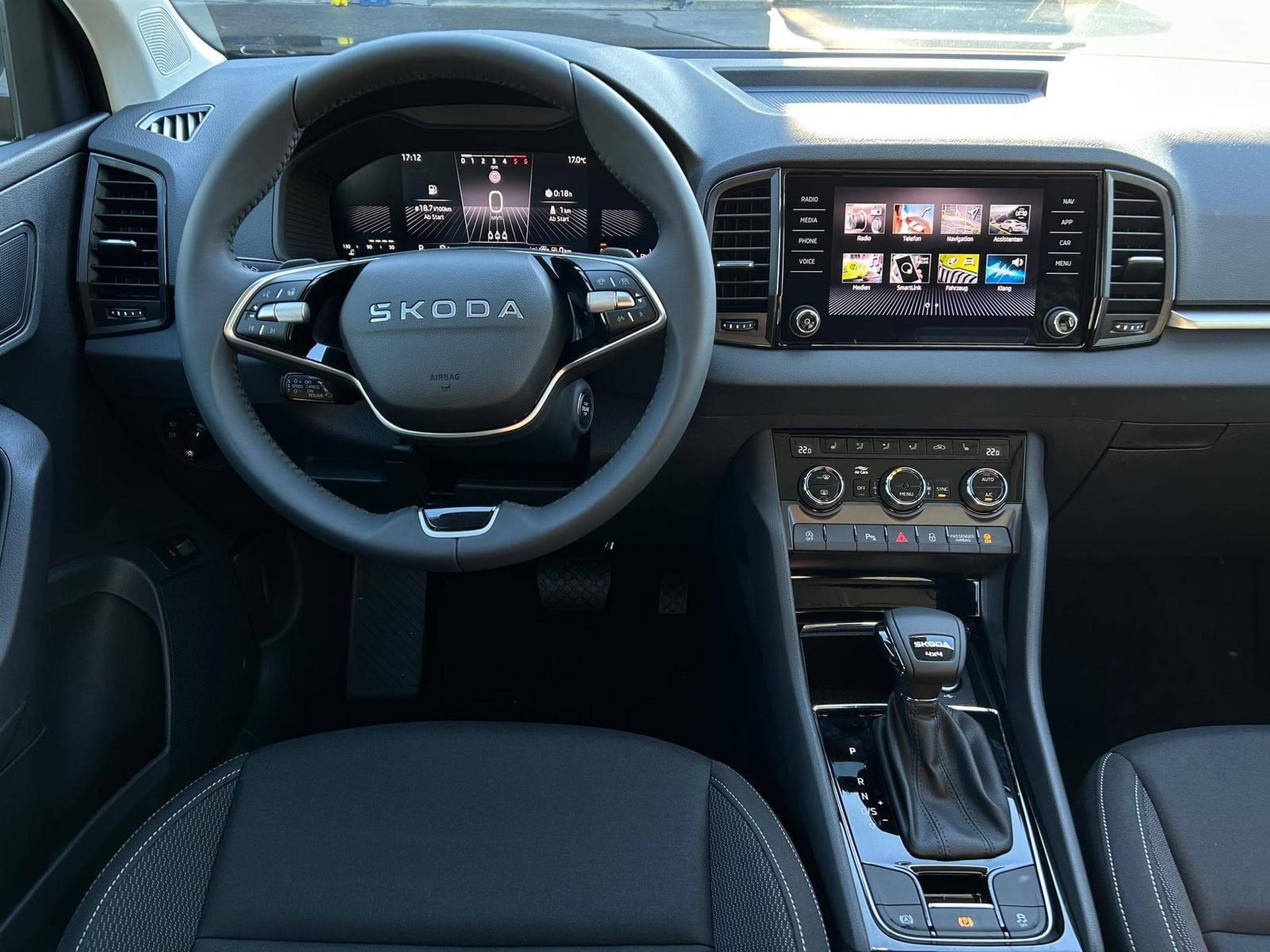Skoda Karoq Selection (2026) - Photo 8