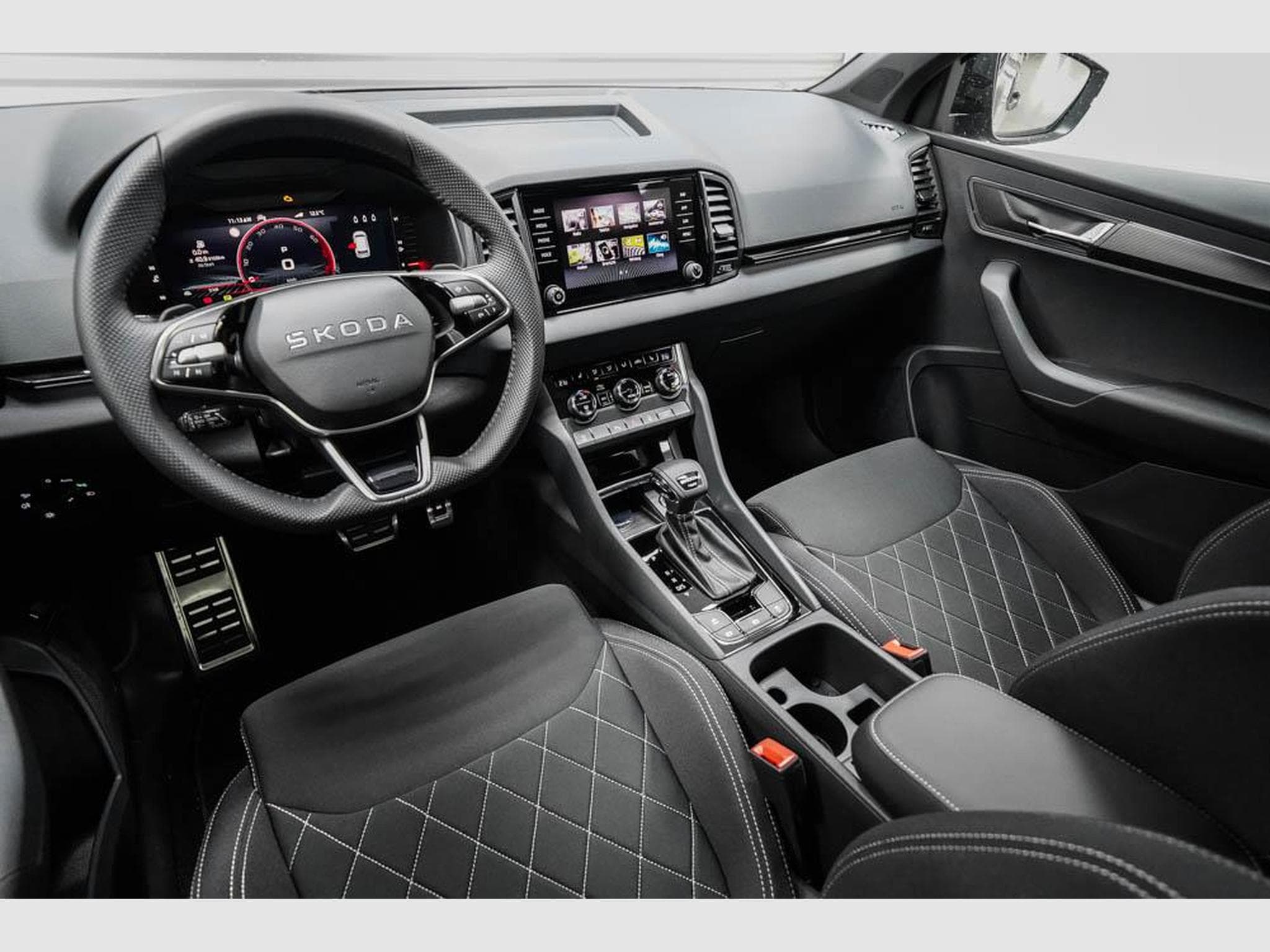 Skoda Karoq 2,0 TSI DSG (2026) - Photo 7
