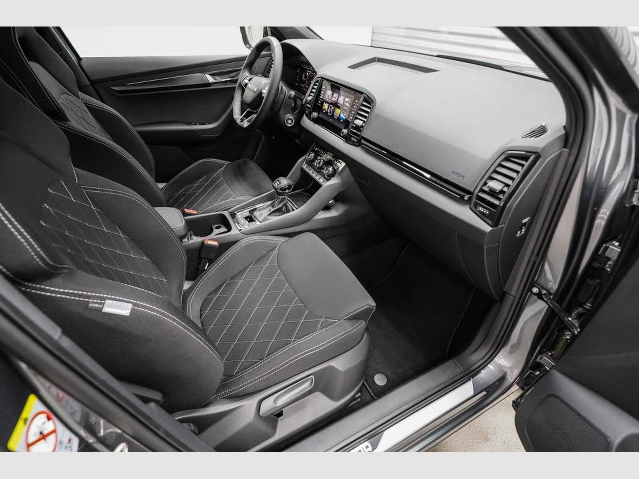Skoda Karoq 2,0 TSI DSG (2026) - Photo 21