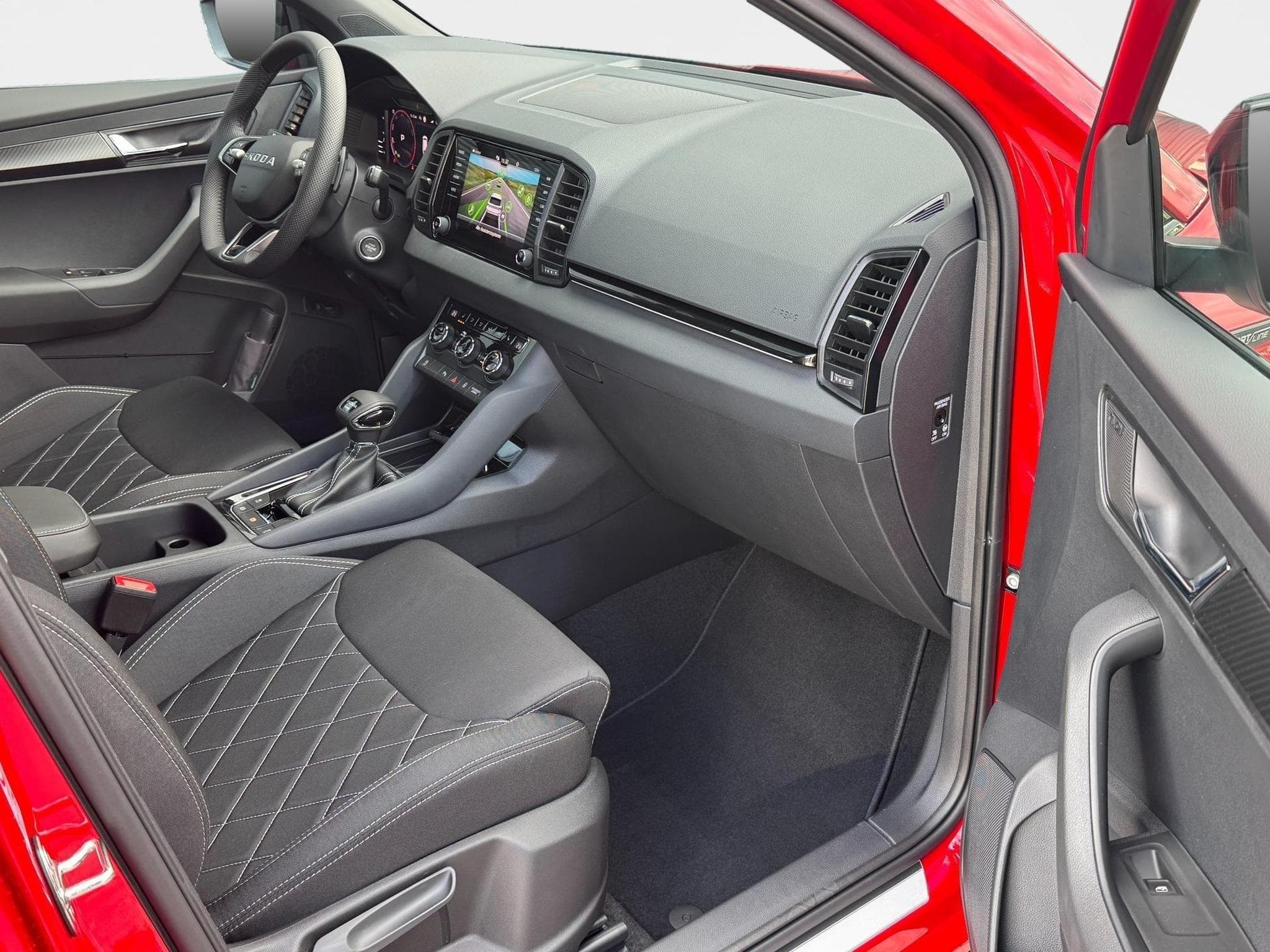 Skoda Karoq Sportline (2026) - Photo 8