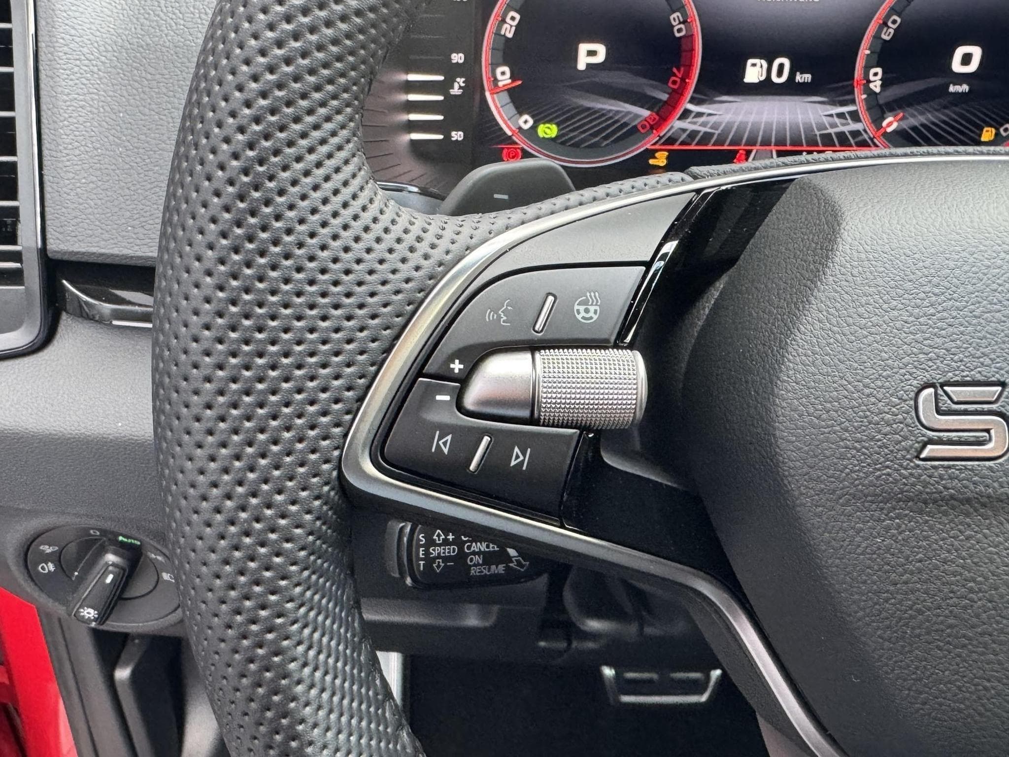 Skoda Karoq Sportline (2026) - Photo 12