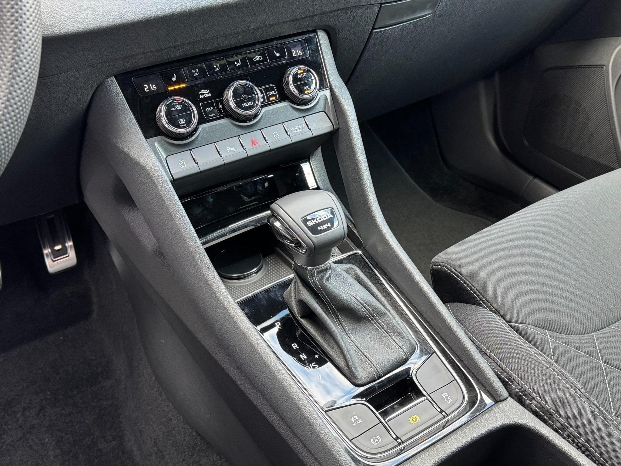 Skoda Karoq Sportline (2026) - Photo 14