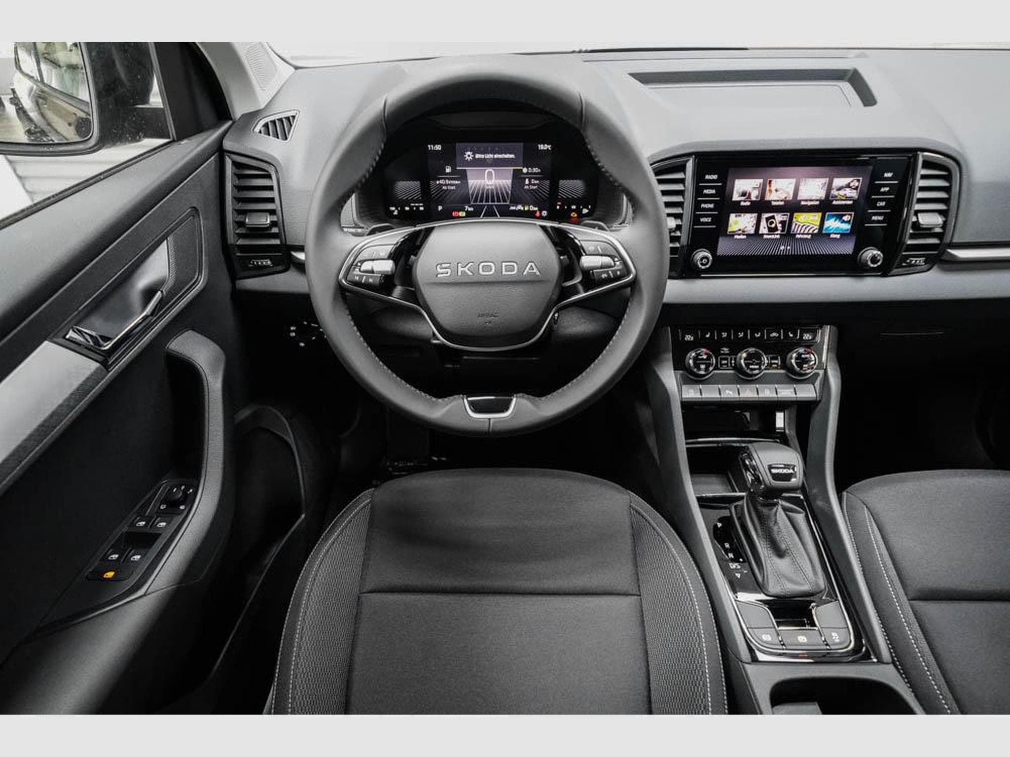 Skoda Karoq 1,5 TSI DSG (2026) - Photo 8