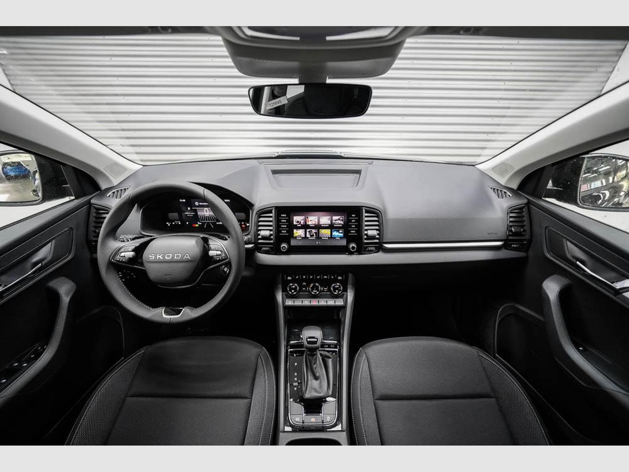 Skoda Karoq 1,5 TSI DSG (2026) - Photo 6