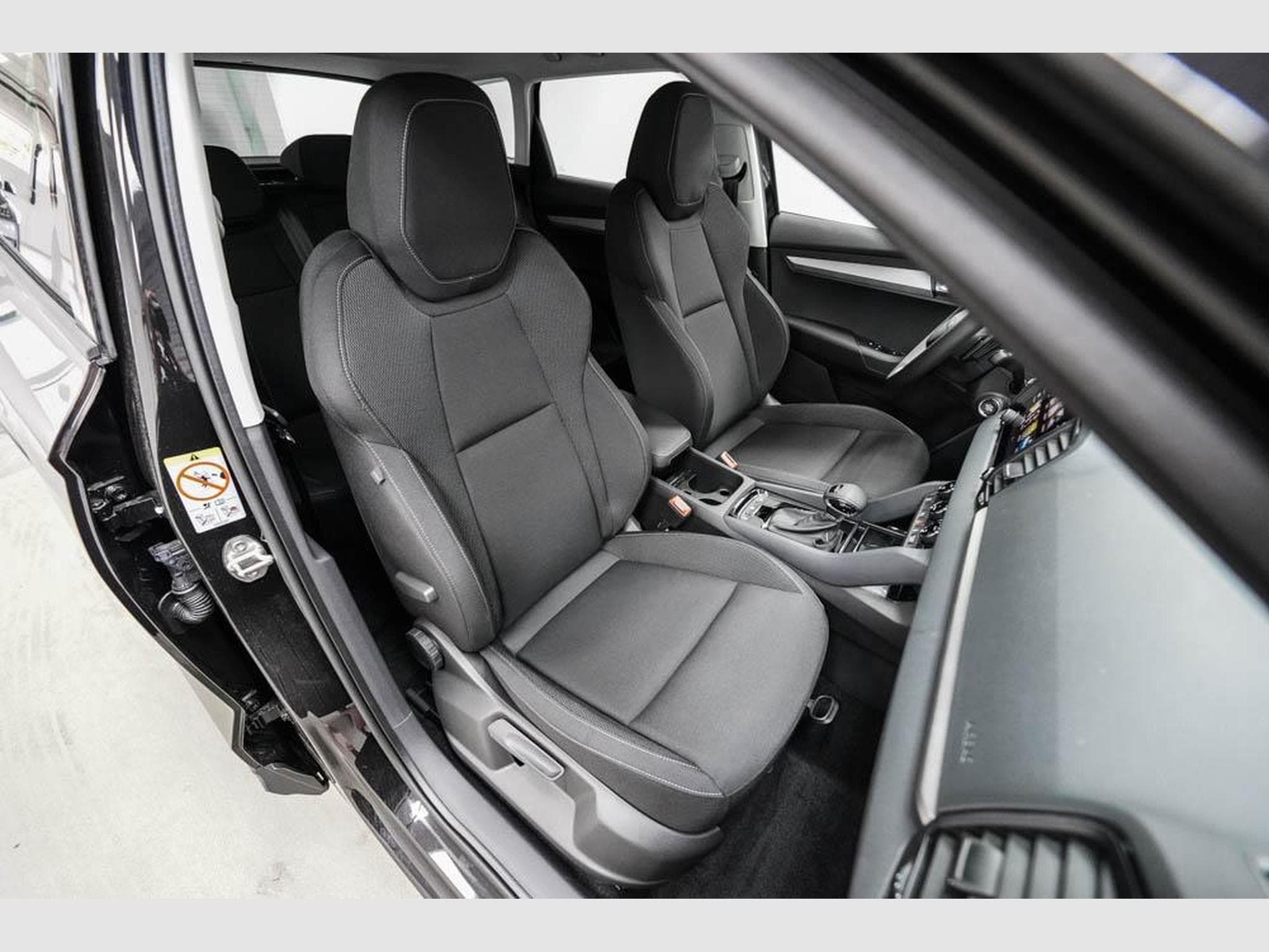Skoda Karoq 1,5 TSI DSG (2026) - Photo 21