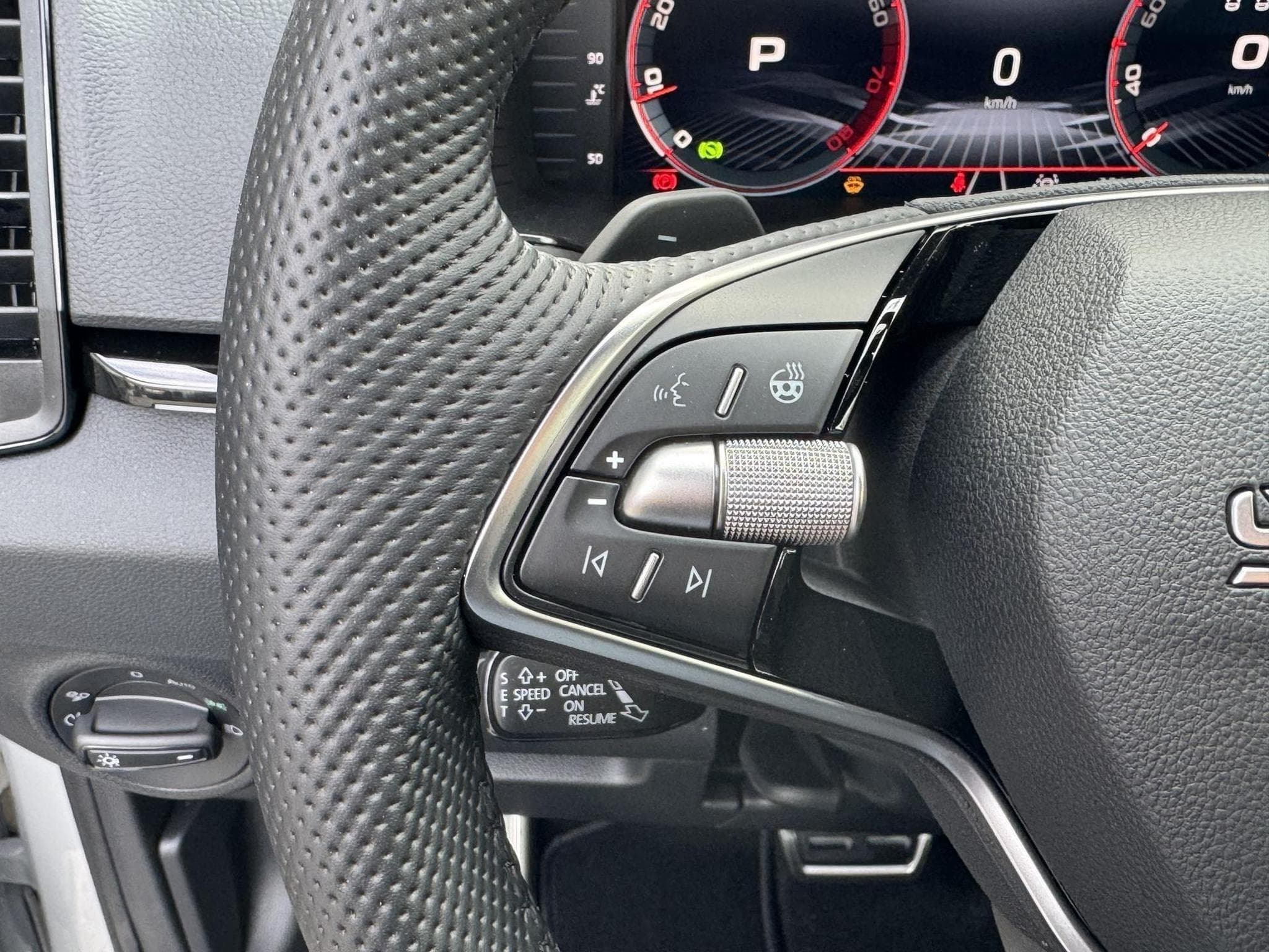 Skoda Karoq Sportline (2026) - Photo 12
