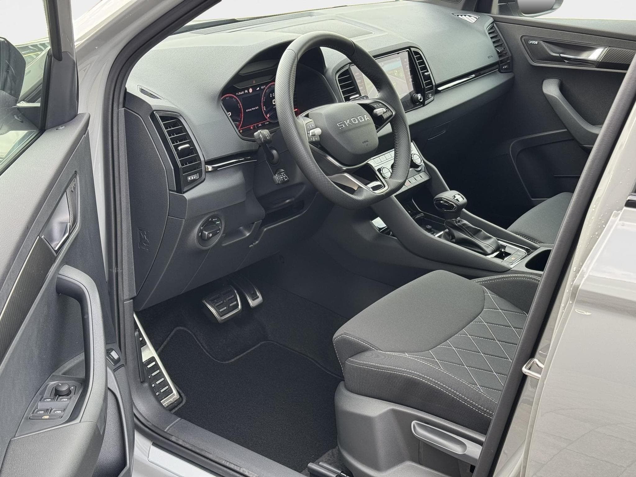 Skoda Karoq Sportline (2026) - Photo 15