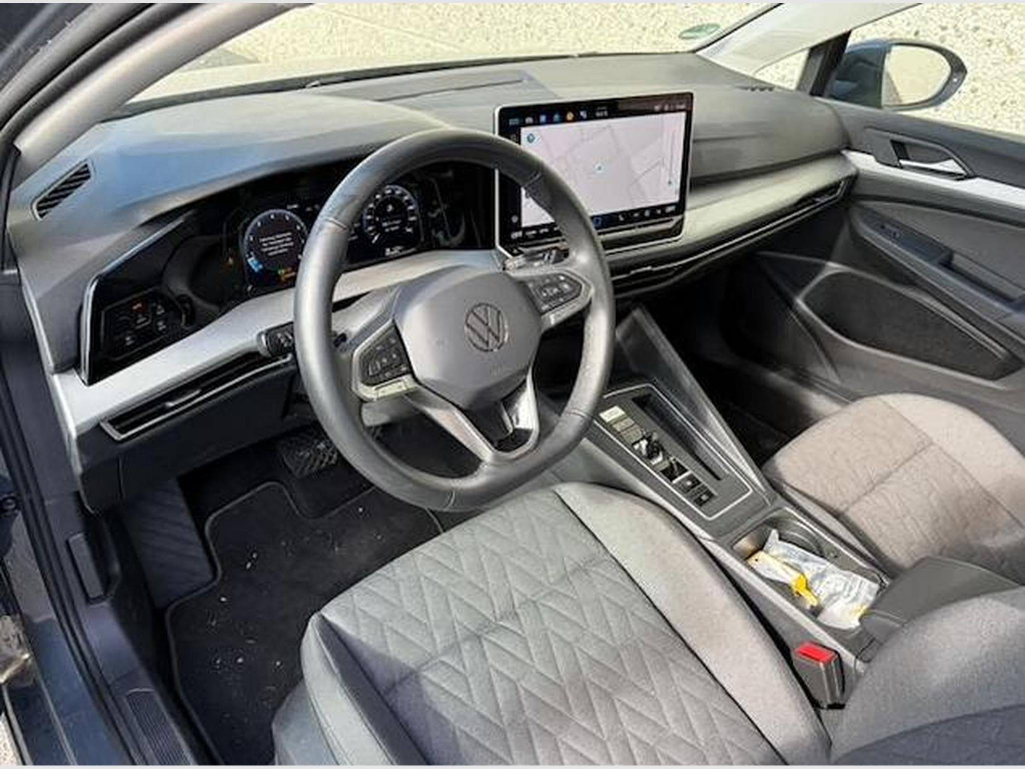 VW Golf Variant LIFE (2025) - Photo 5